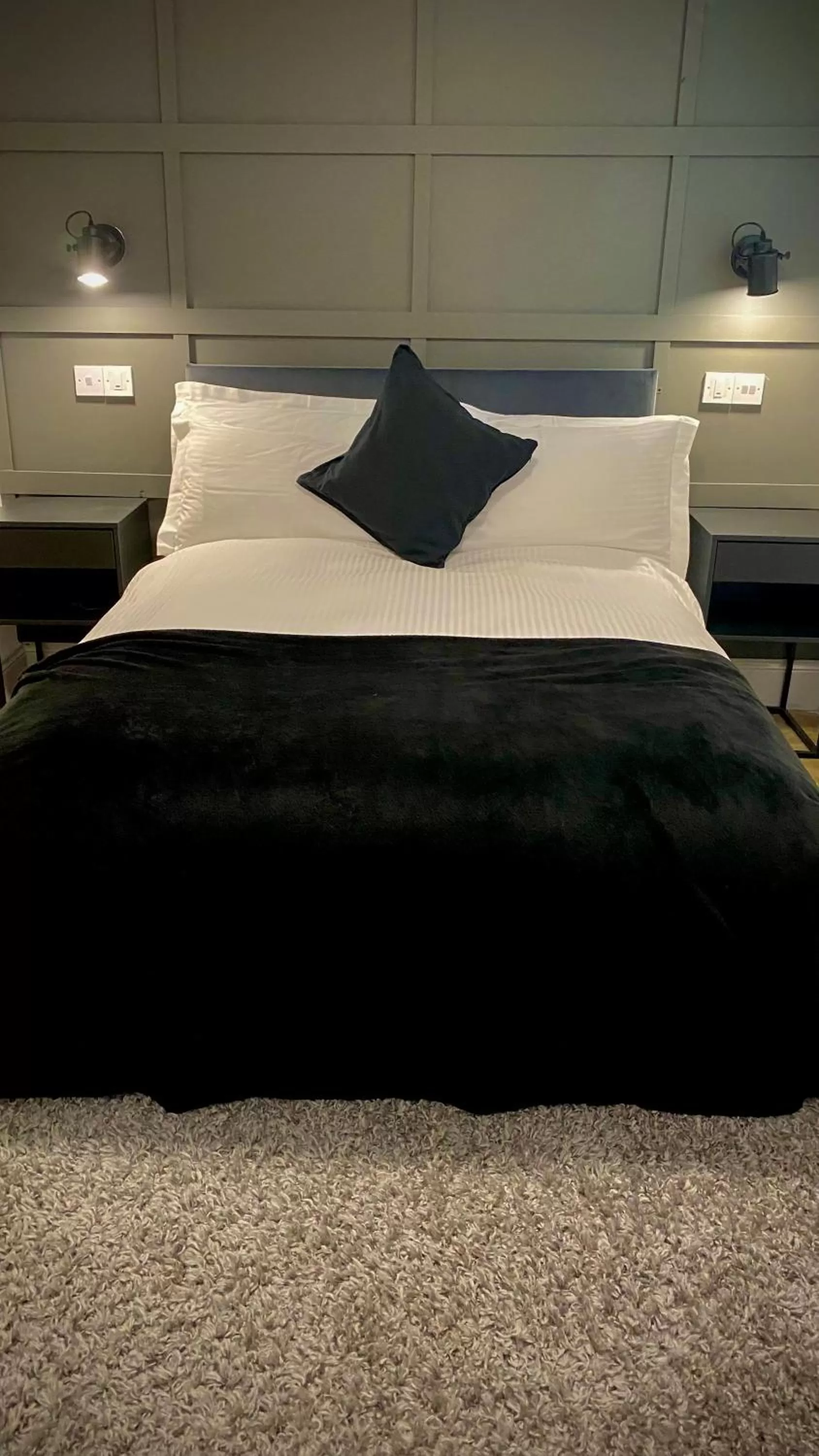 Bed in Siberia Bar & Hotel