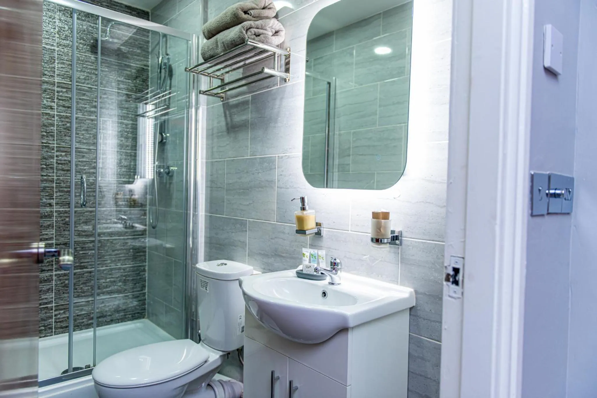 Meridian Serviced Apartments