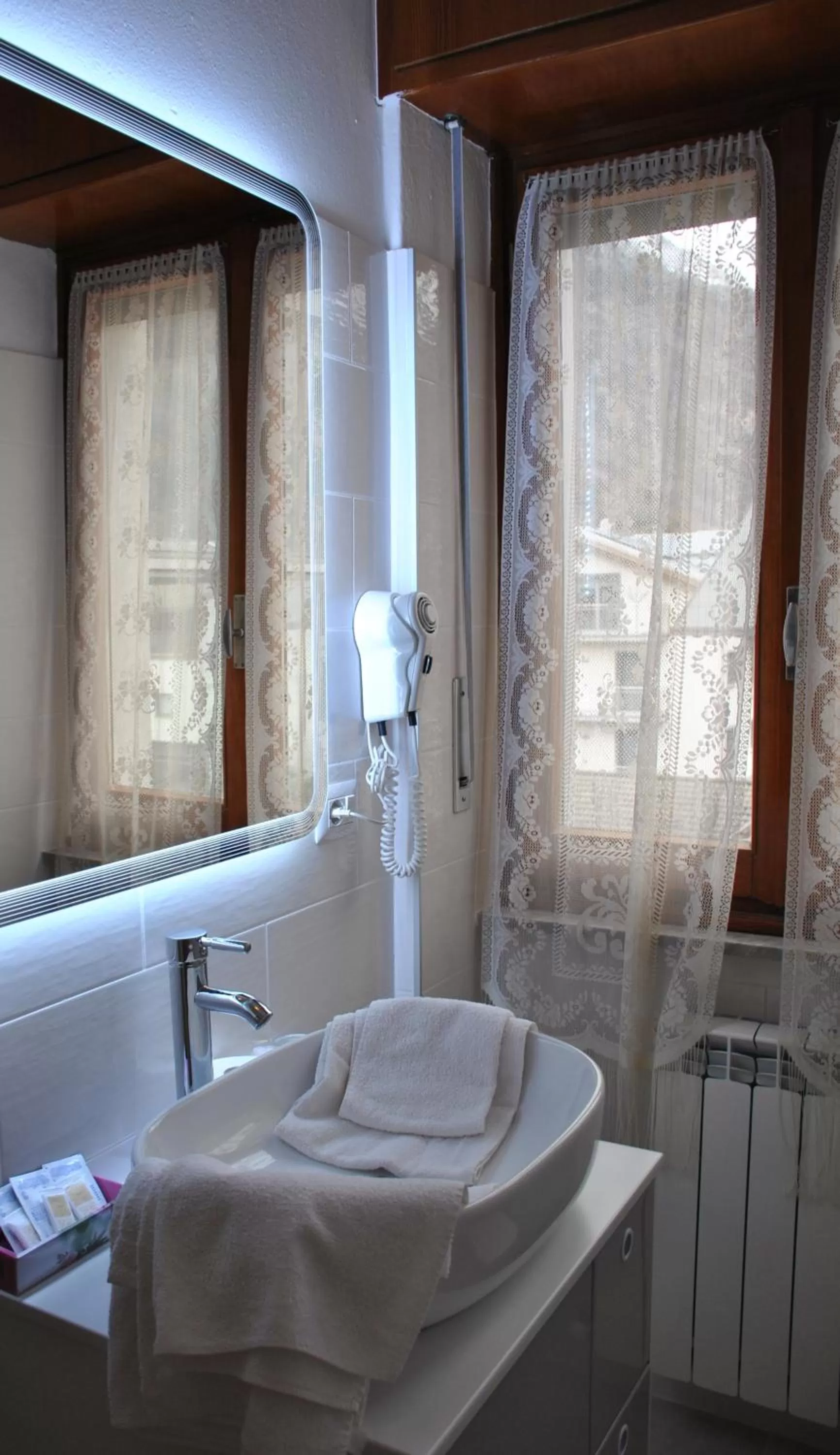 Albergo Motel Dosdè B&B