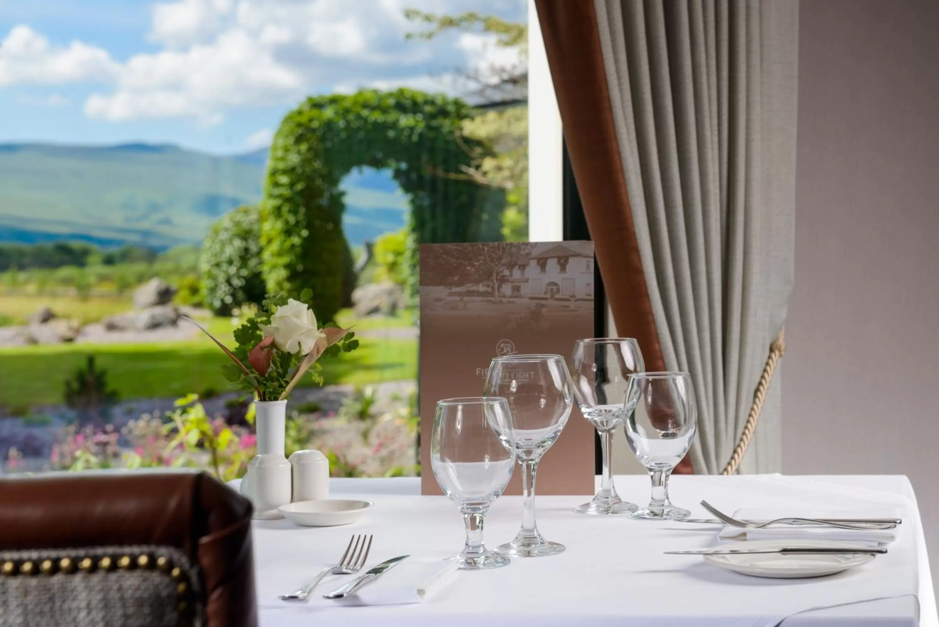 Restaurant/places to eat in Ballygarry Estate Hotel & Spa