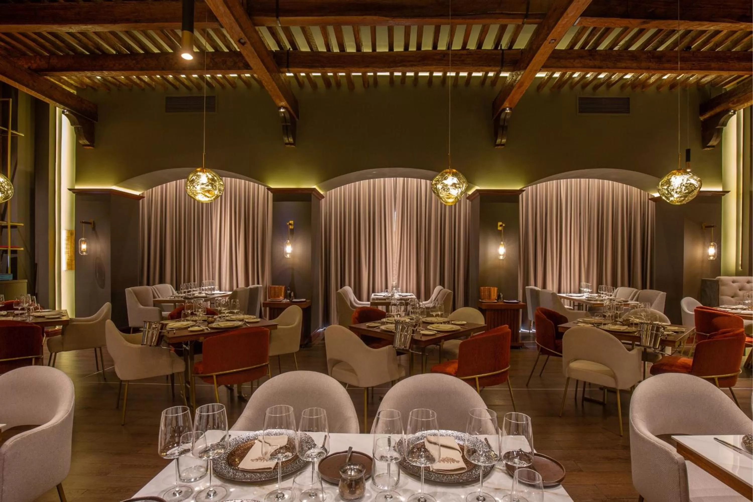 Restaurant/places to eat in JW Marriott Quito