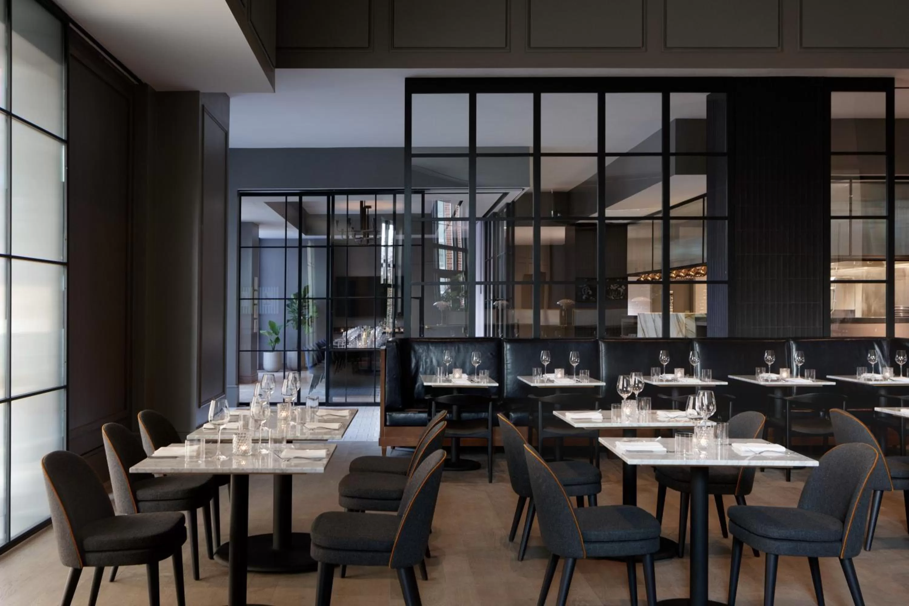 Restaurant/places to eat in Kimpton - The Forum Hotel by IHG