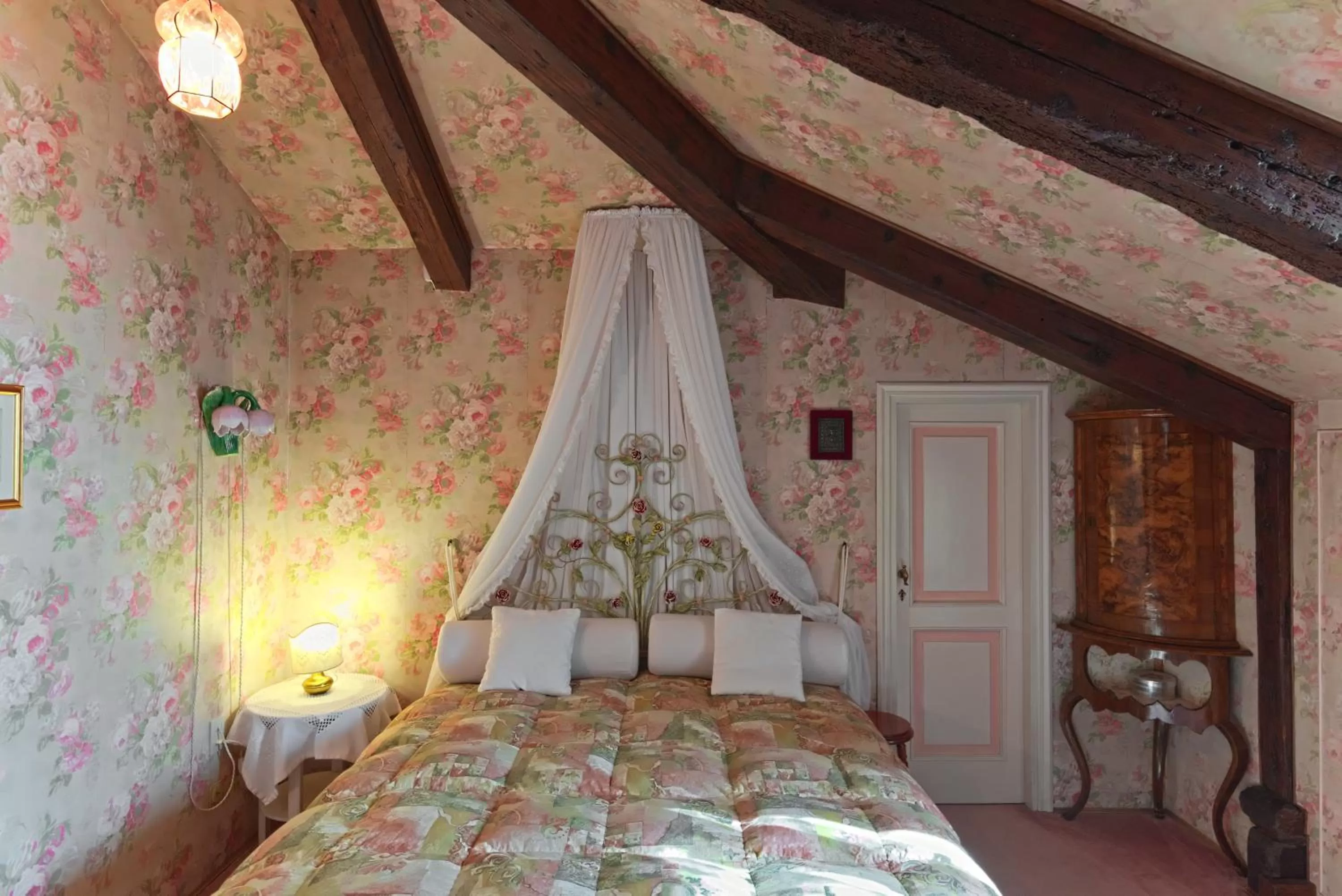 Bedroom, Bed in Ca' Maddalena