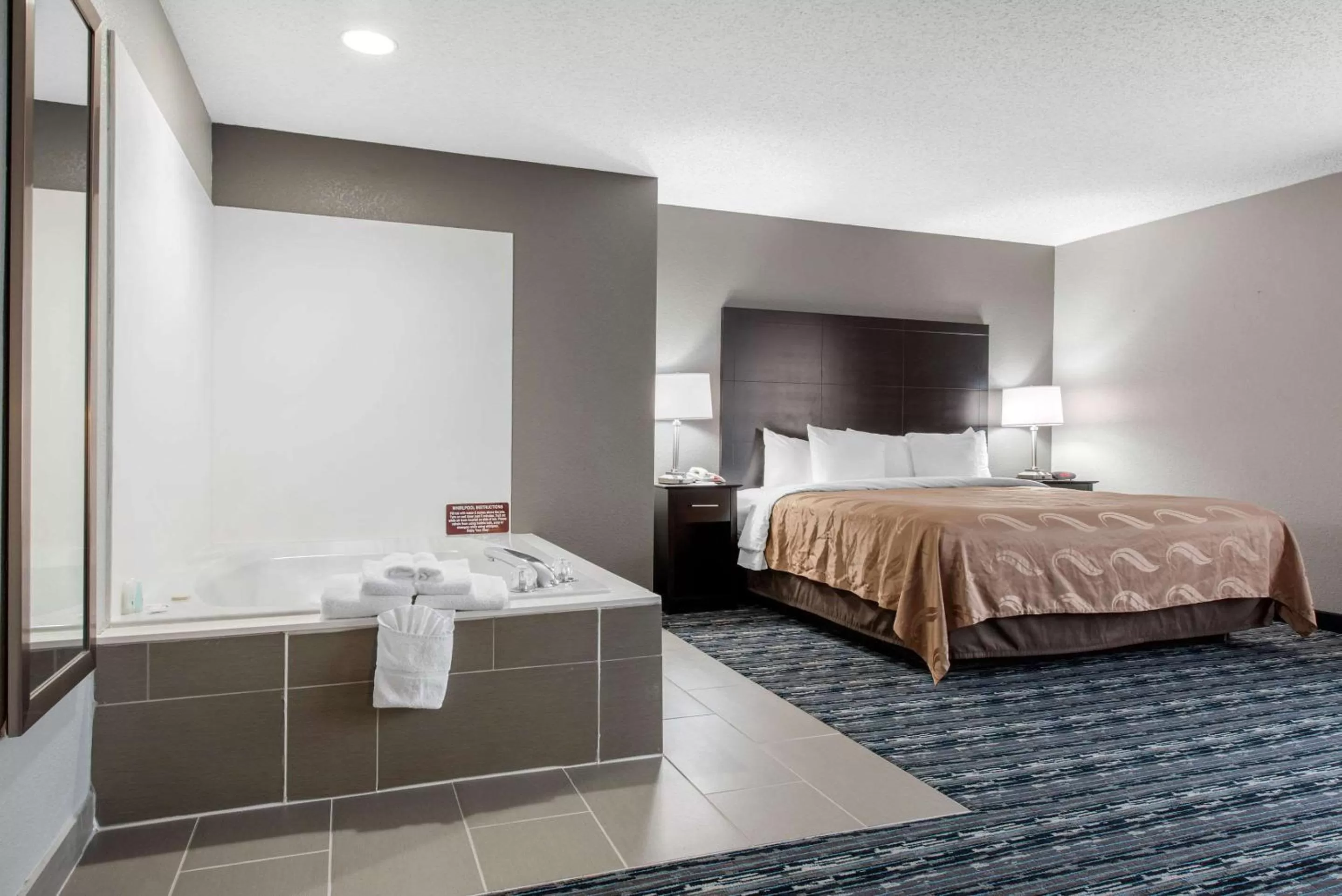 Photo of the whole room, Bed in Quality Inn & Suites Brownsburg - Indianapolis West