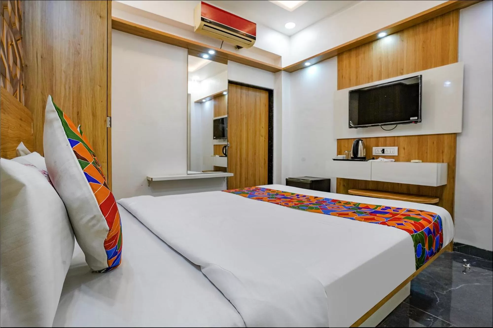 TV and multimedia, Bed in FabHotel Galaxy Stay - Nr Morya Hospital