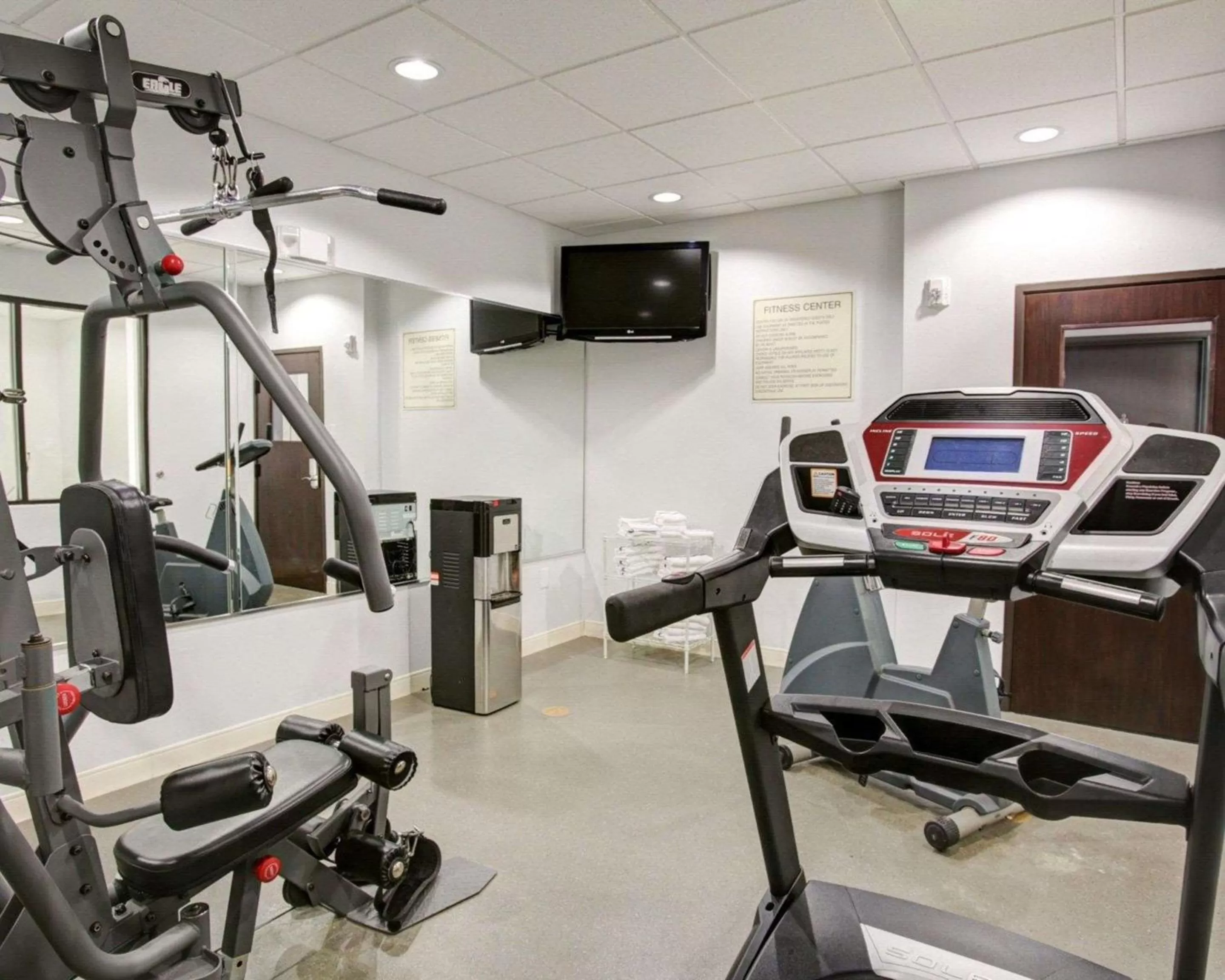 Fitness centre/facilities in Quality Inn & Suites Bryan-College Station