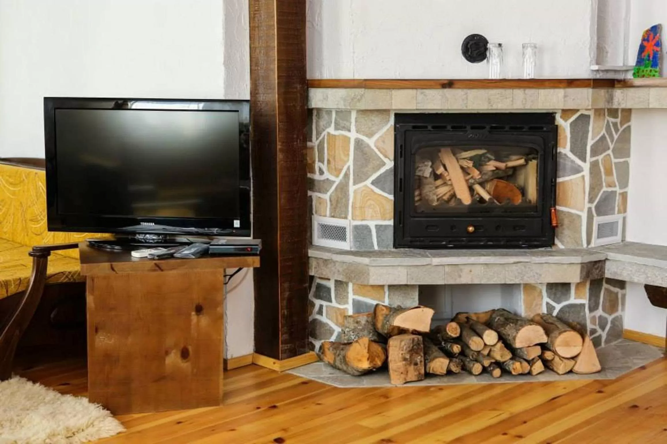 Living room, TV/Entertainment Center in Delchovski Han