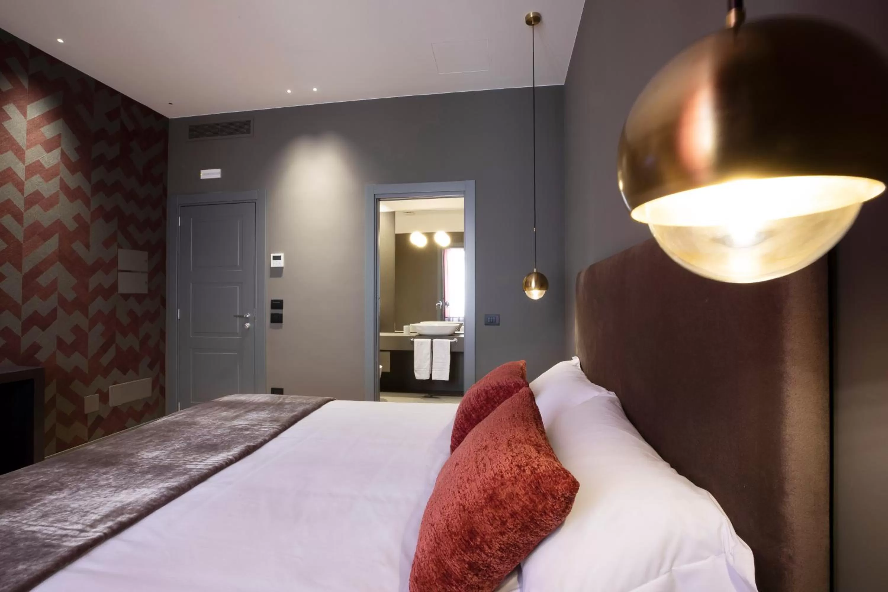 Bed in Re Sale Boutique Hotel