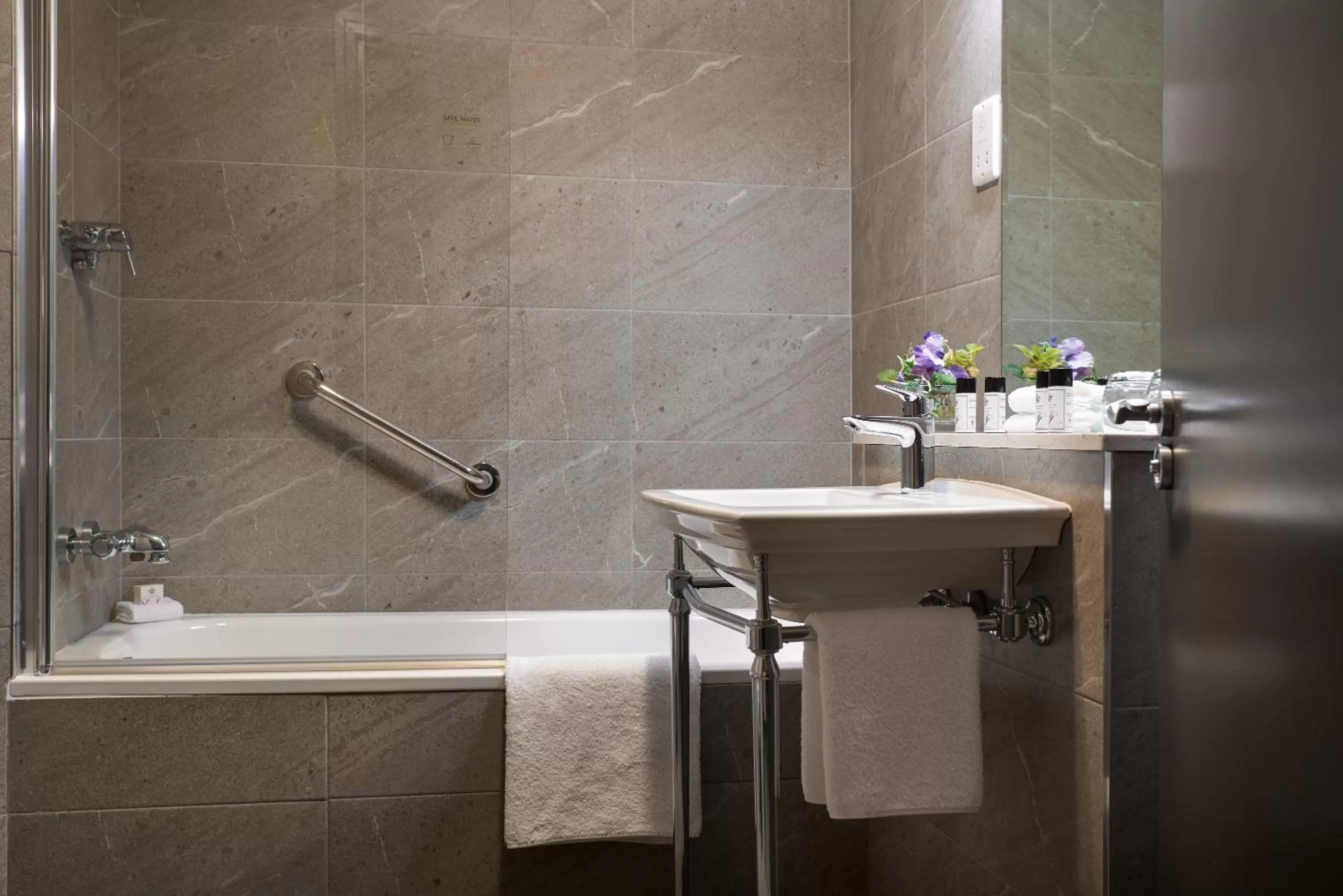 Superior Double Room in Harbour Hotel