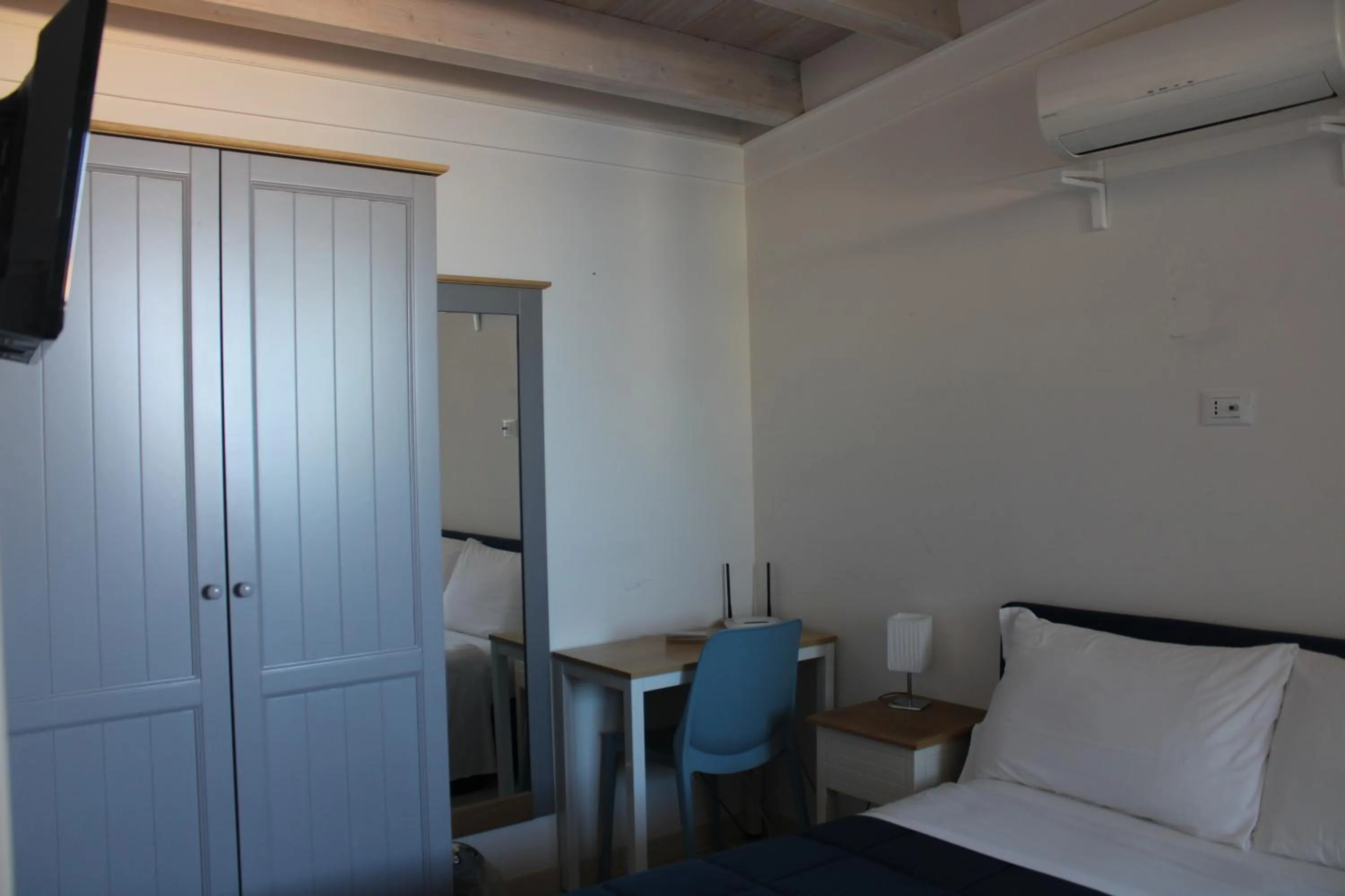 Bedroom, Bed in ZIBIBBO SUITES & ROOMS - Aparthotel in Centro Storico a Trapani