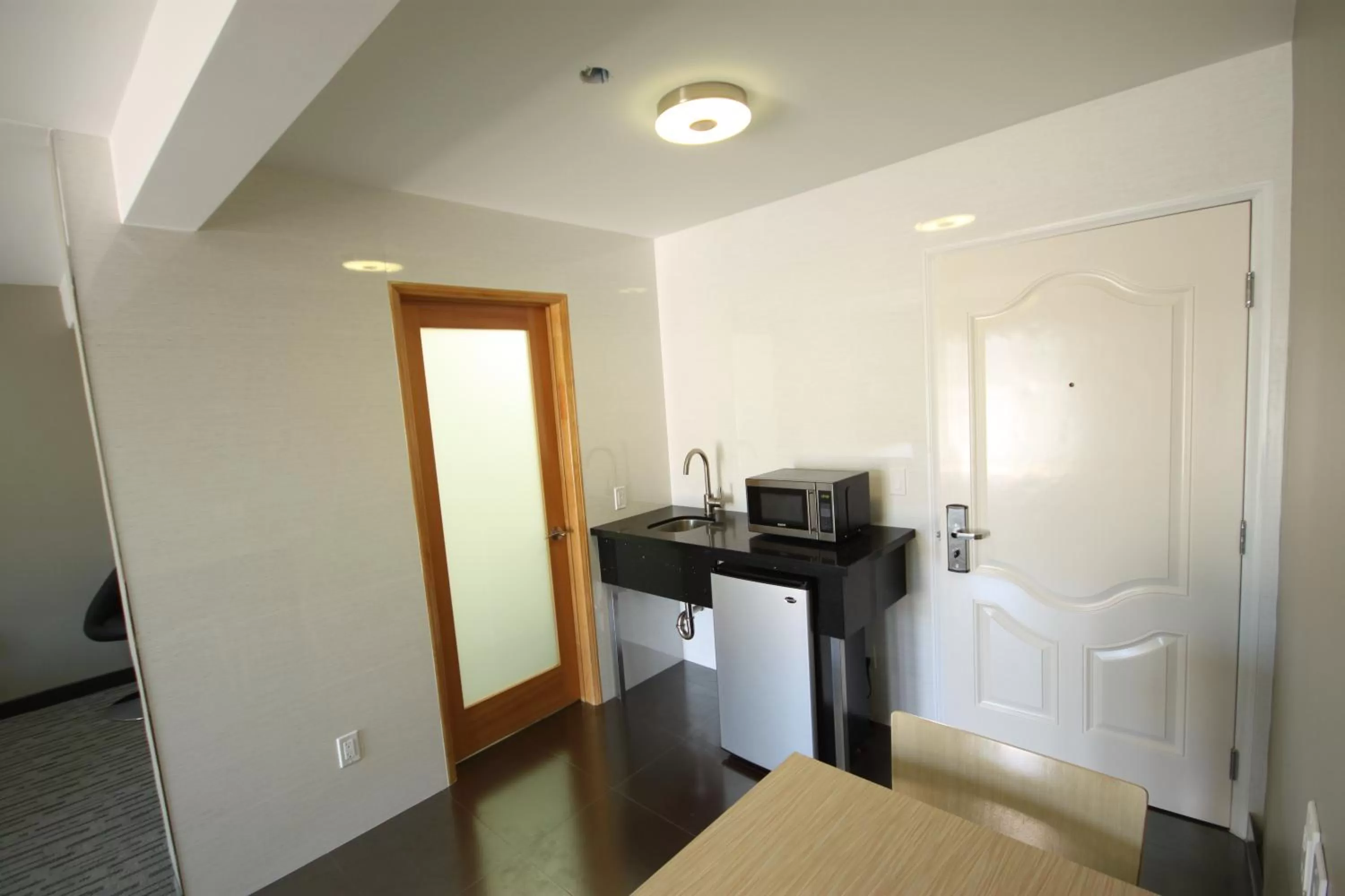 Photo of the whole room in Grandview Inn