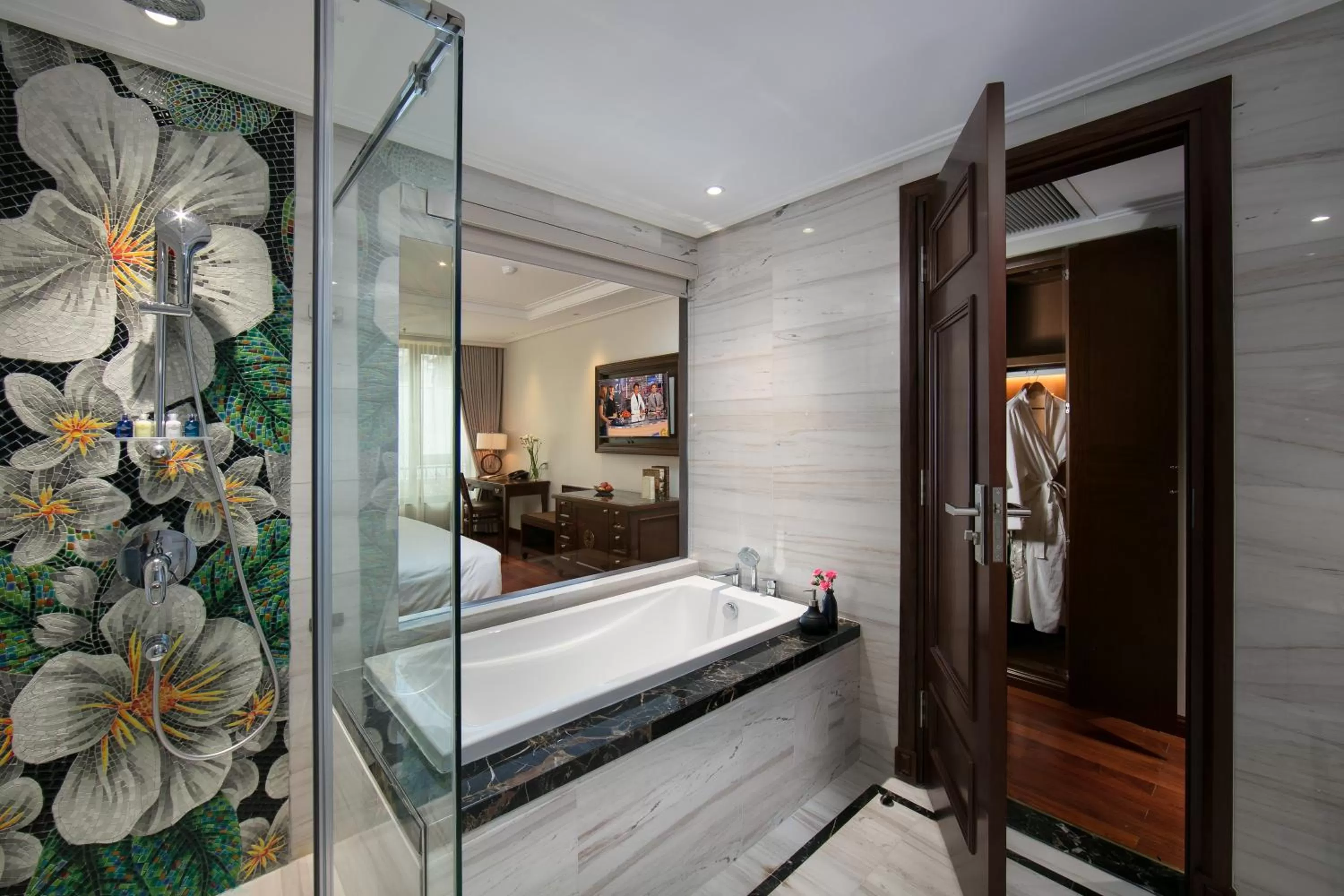 Bathroom in Lucien Hanoi Lakeside Hotel & Rooftop