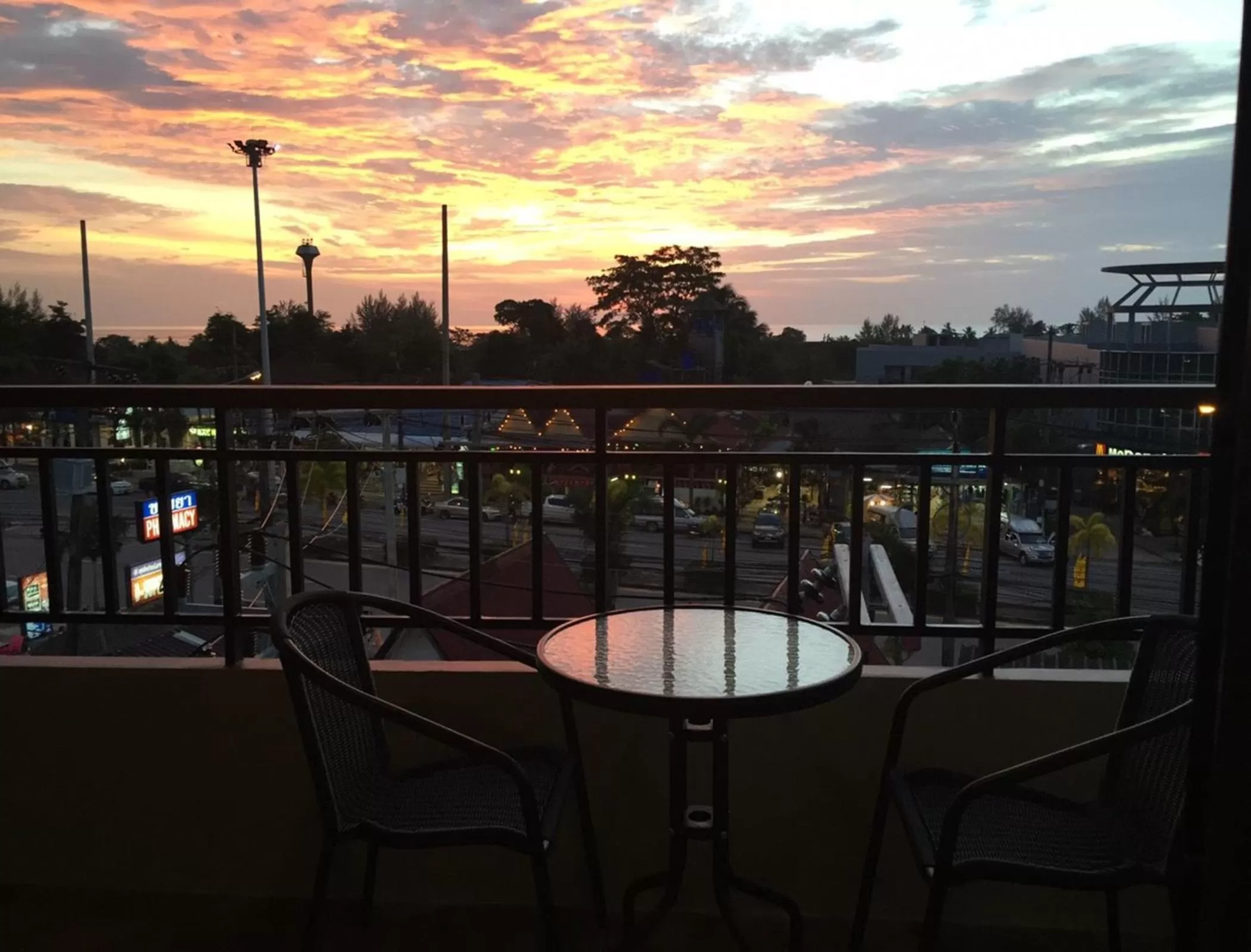 Bed in Rakkawan Residence