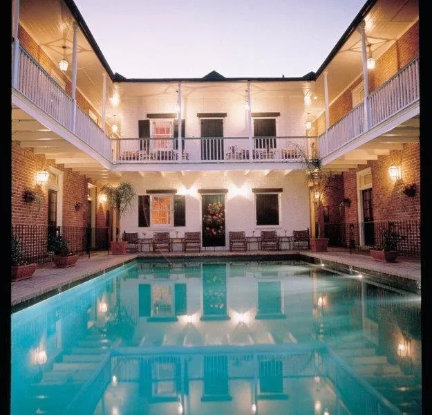 Property building in Hotel Provincial