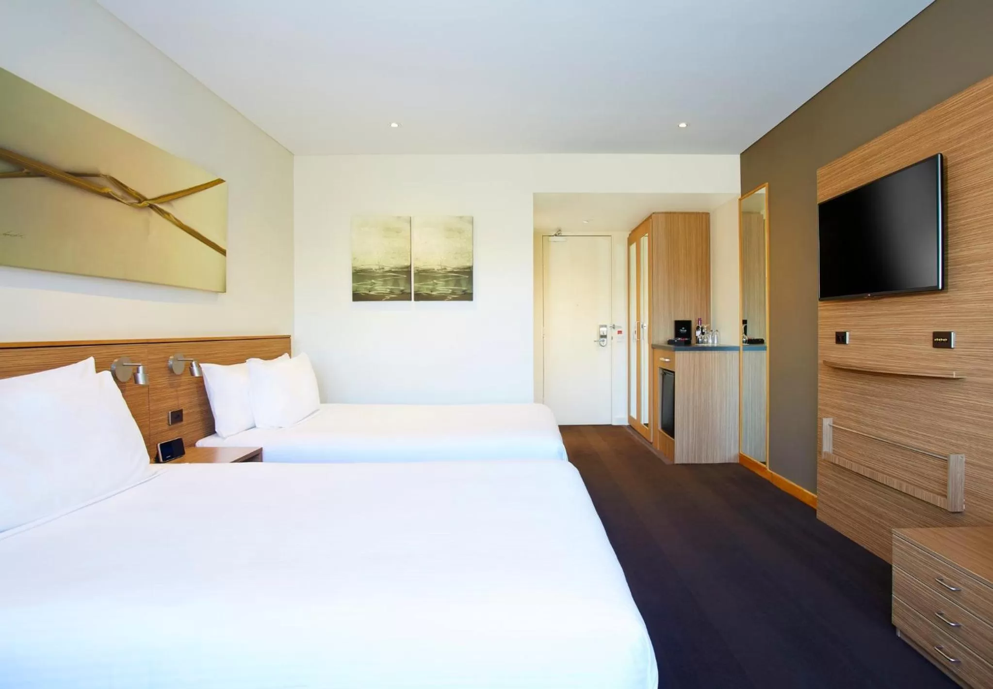 Photo of the whole room, Bed in Crowne Plaza Canberra by IHG