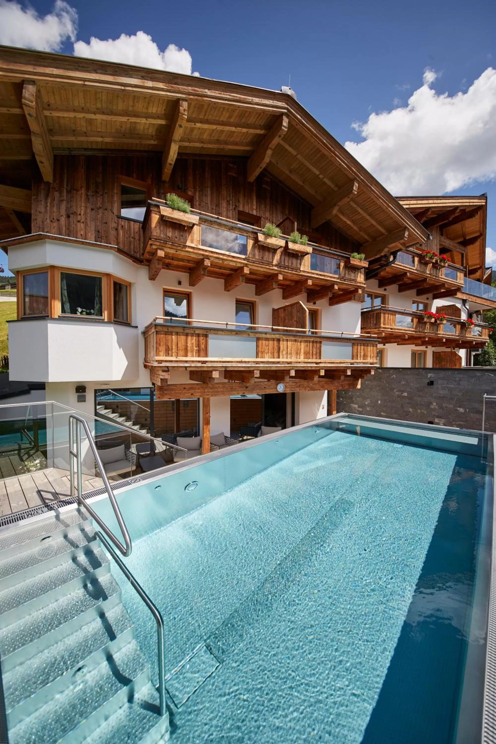 Swimming pool in Hotel Astrid - Ski In - Ski Out