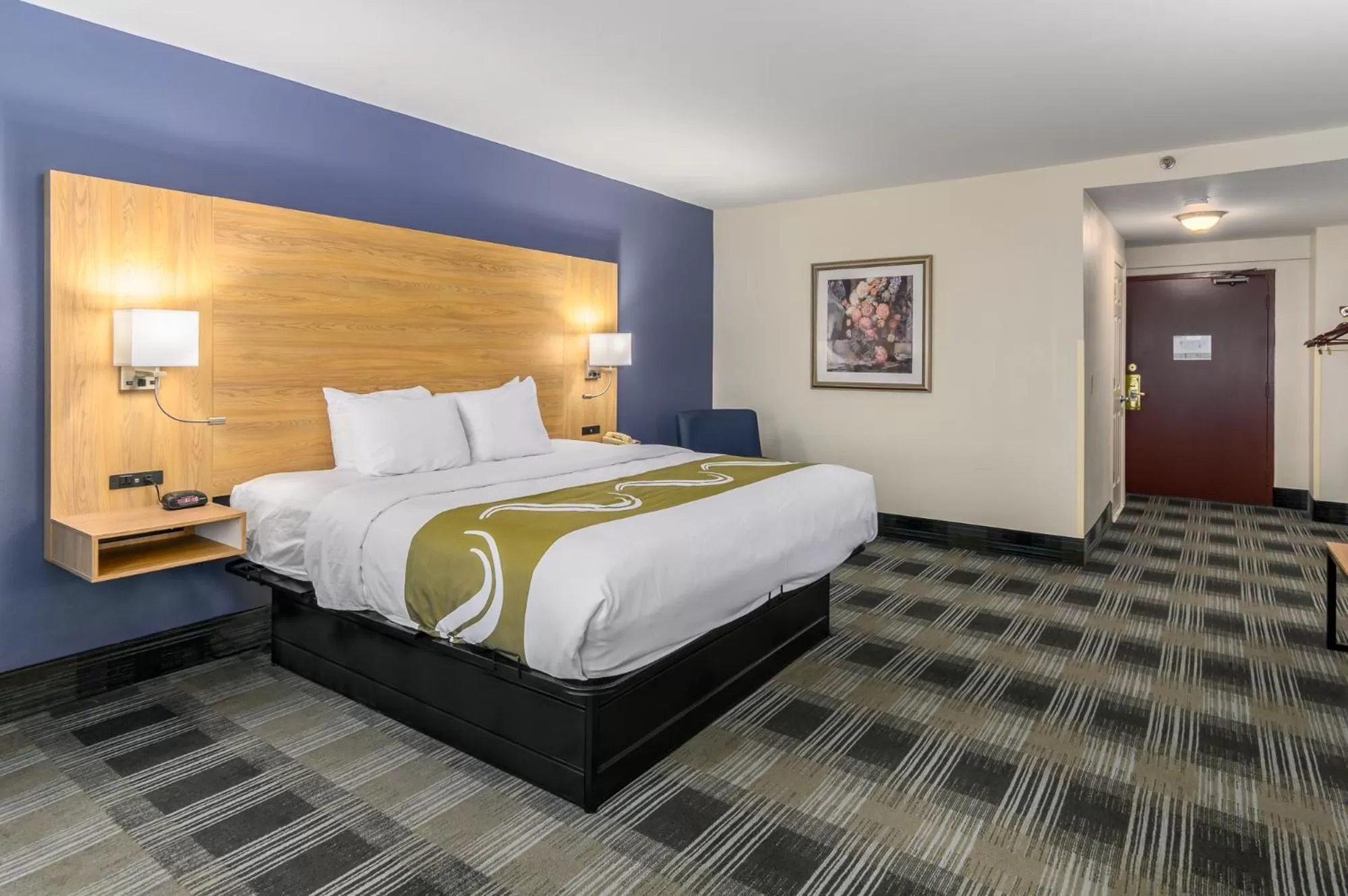 Photo of the whole room, Bed in Quality Inn