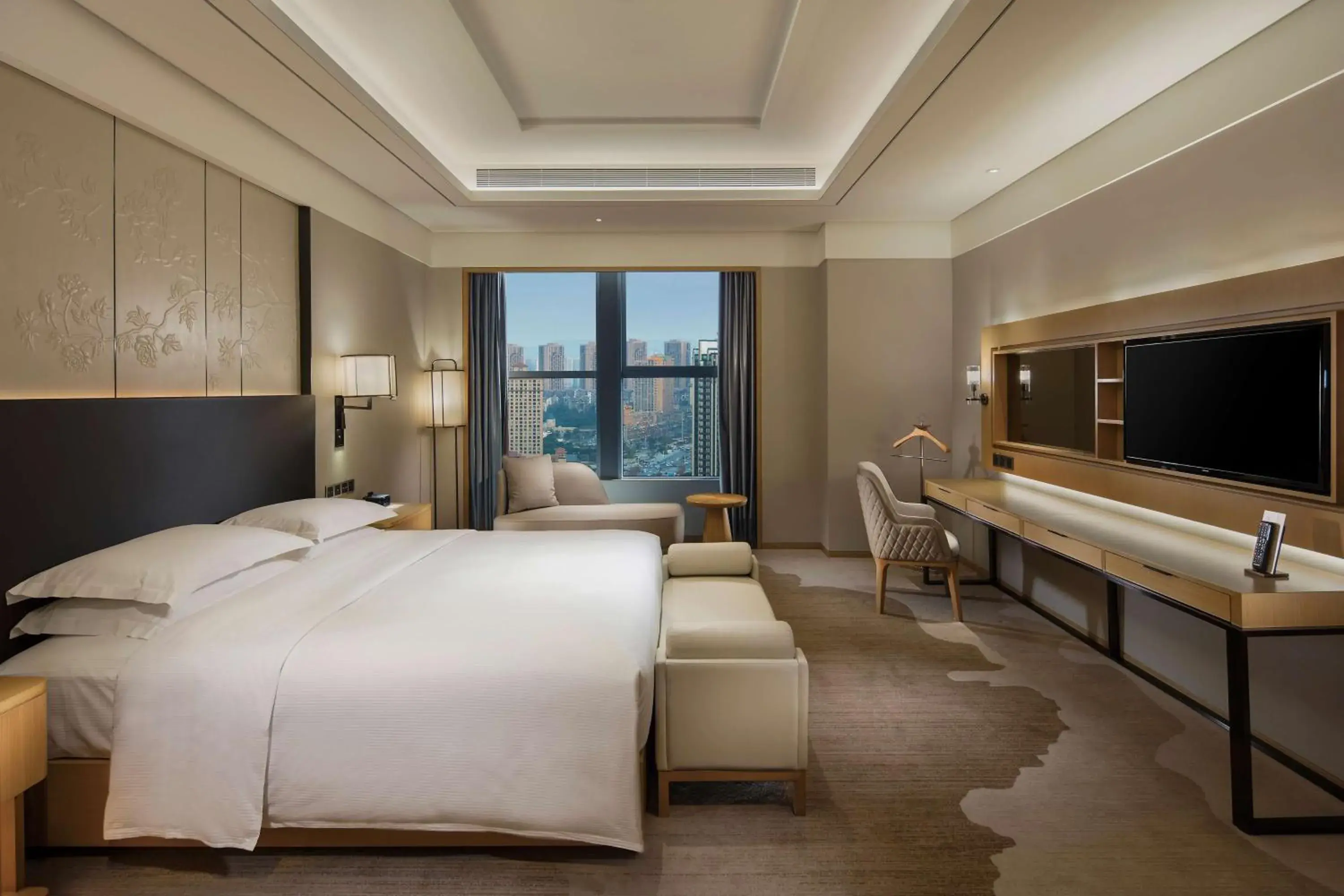 One-Bedroom Executive King Suite - single occupancy in Hilton Chengdu Longquanyi One-Bedroom Executive King Suite - single occupancy in Hilton Chengdu Longquanyi
