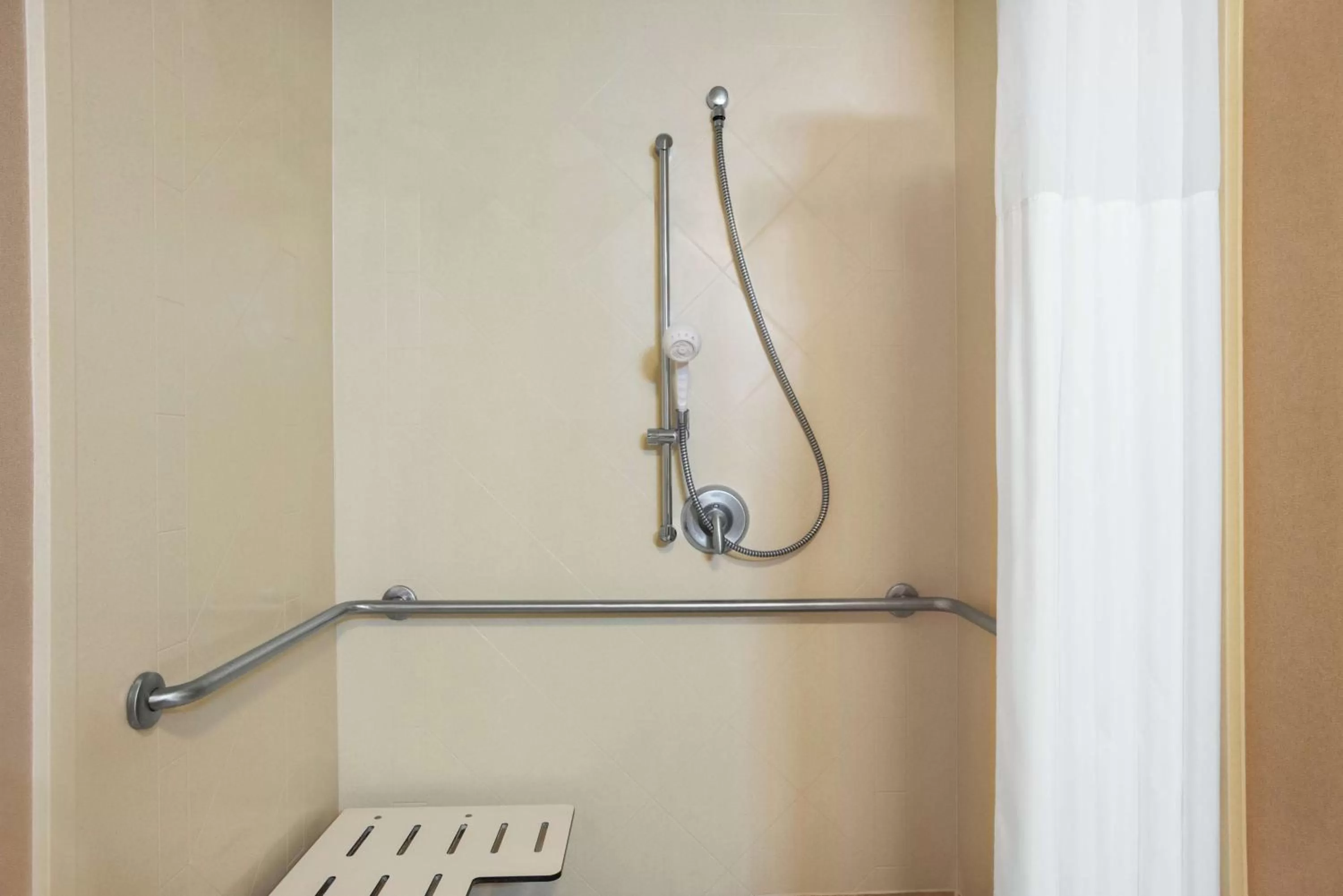 Bathroom in Hampton Inn & Suites West Bend