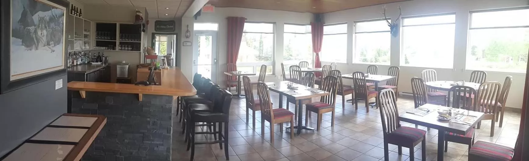 Restaurant/places to eat in Auberge - Village Grande Nature Chic-Chocs