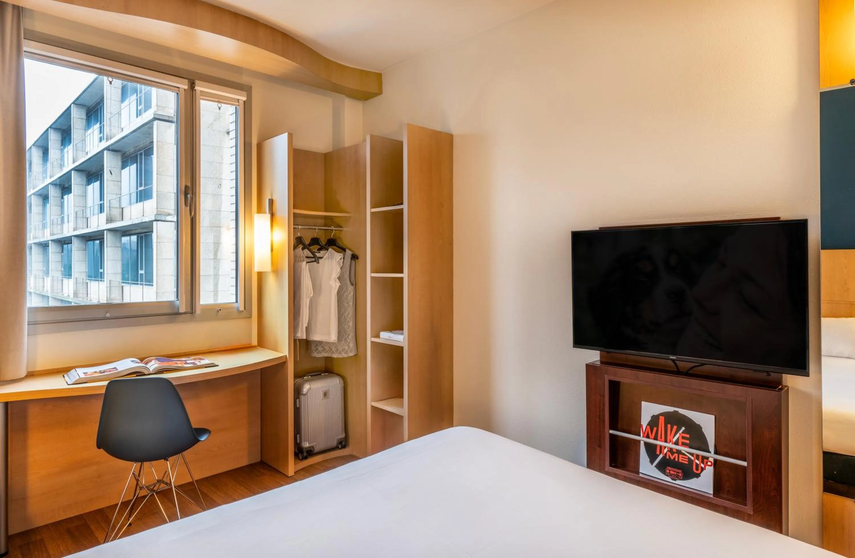 Bedroom, Bed in Ibis Barcelona Plaza Glòries 22@