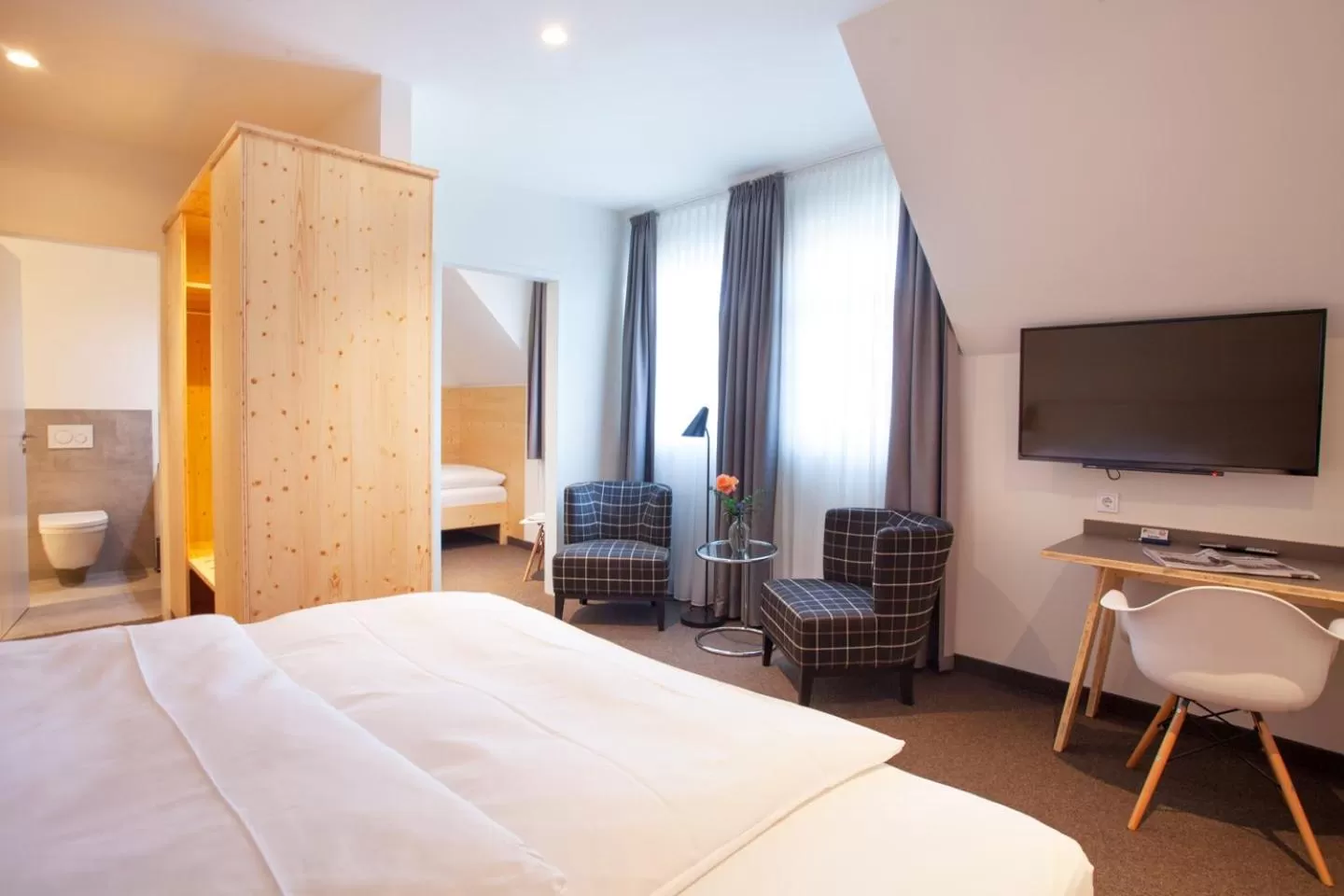 TV/Entertainment Center in Hotel & Landgasthof Hoheluft