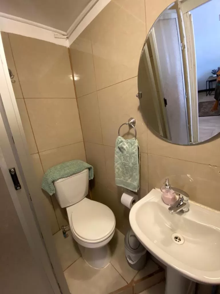 Bathroom in CaminAndes Hostal