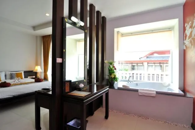 hair dresser, Bed in Baan Karonburi Resort