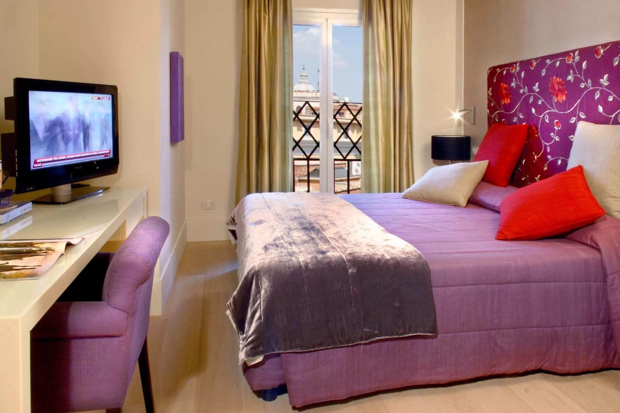 Photo of the whole room in Hotel Adriano