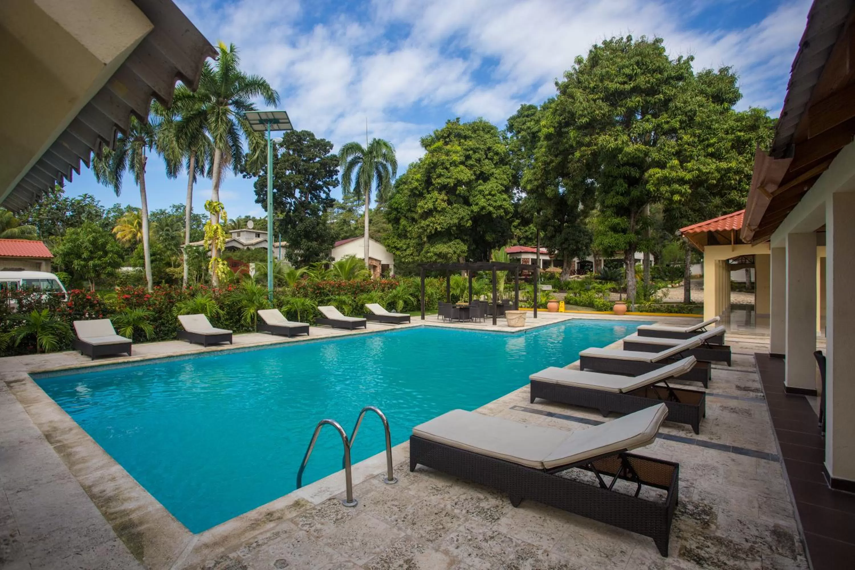 Swimming pool in Auberge Villa Cana
