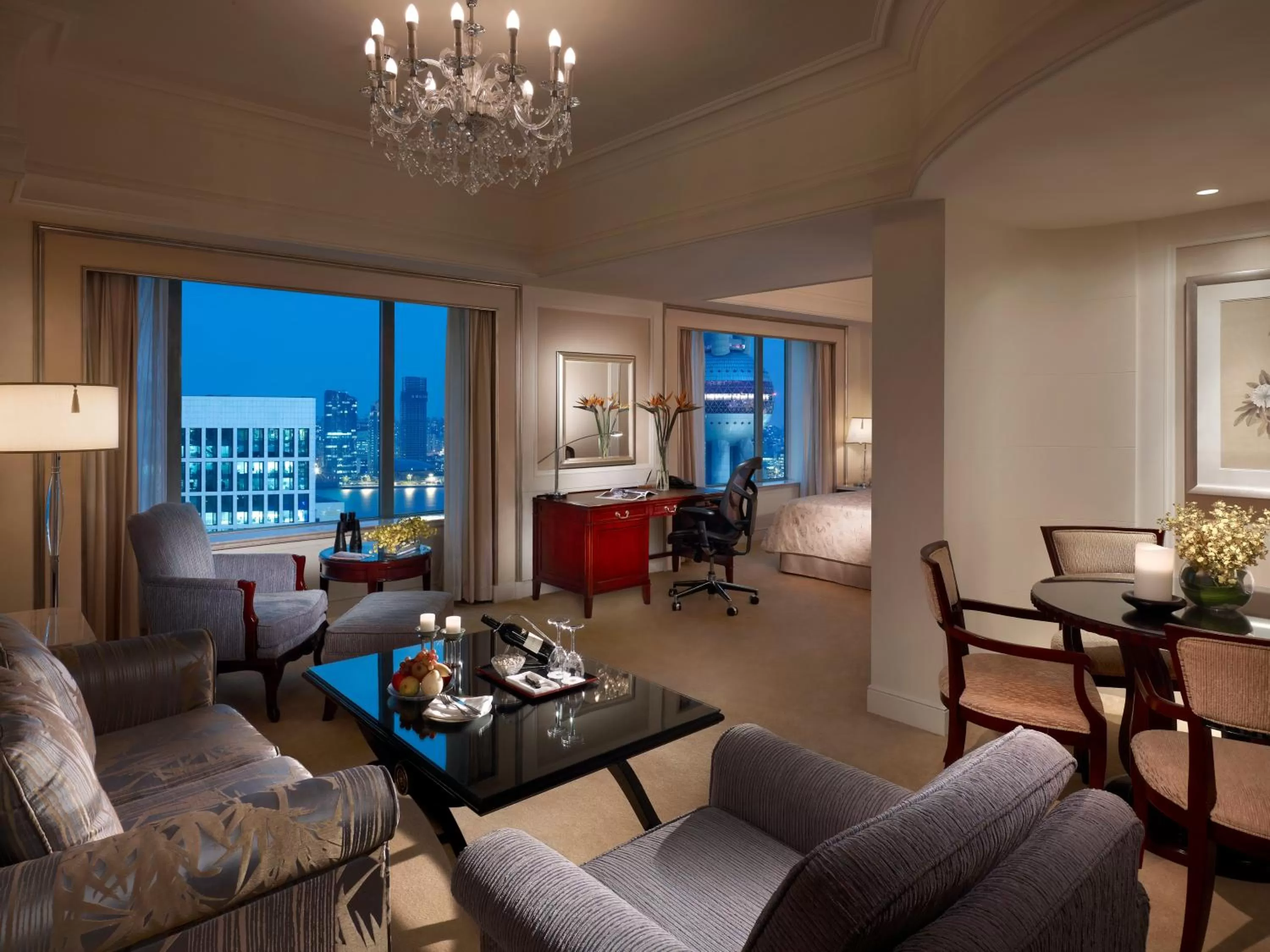 Bed in Pudong Shangri-La, Shanghai