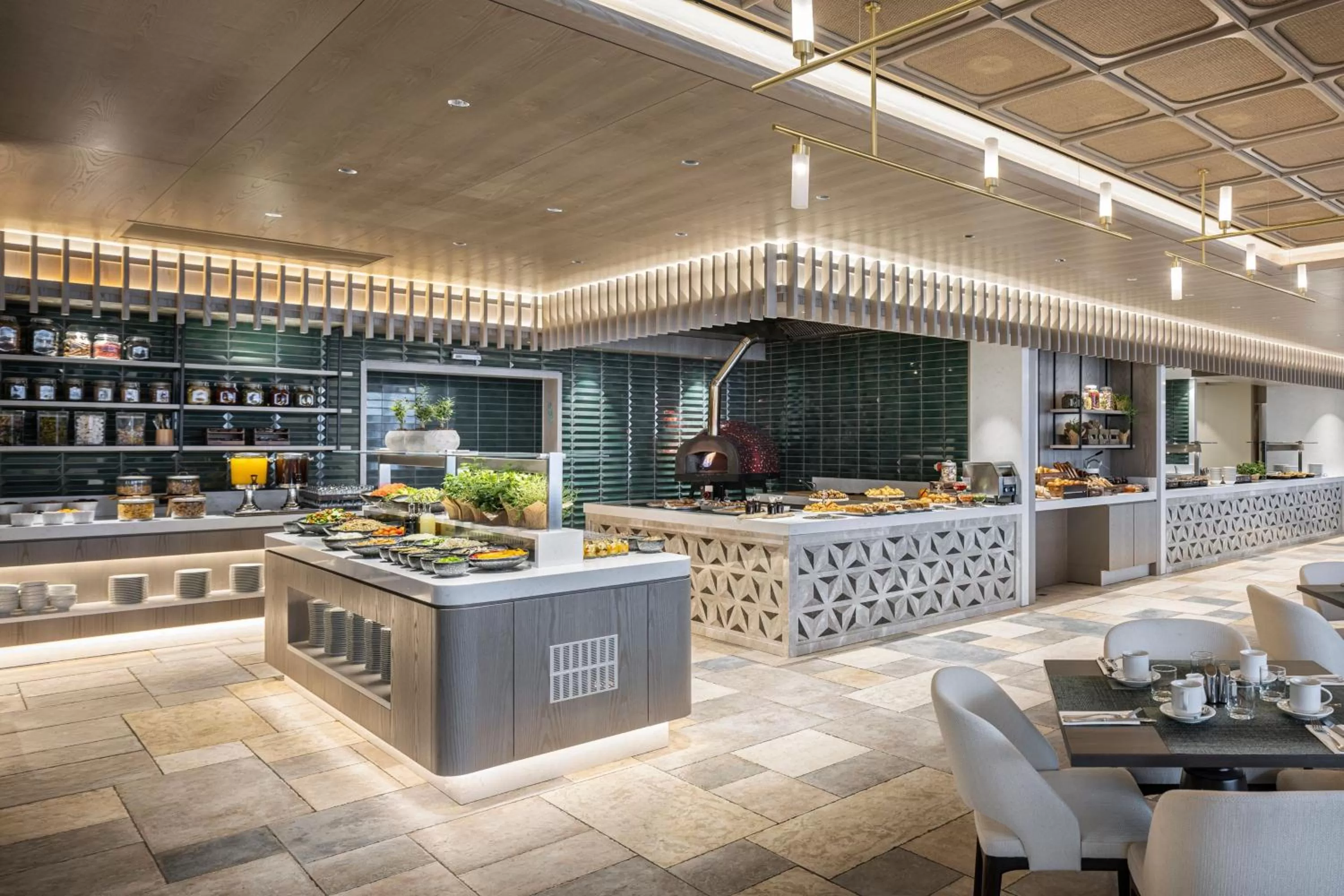 Restaurant/places to eat in Sheraton Grand Tel Aviv