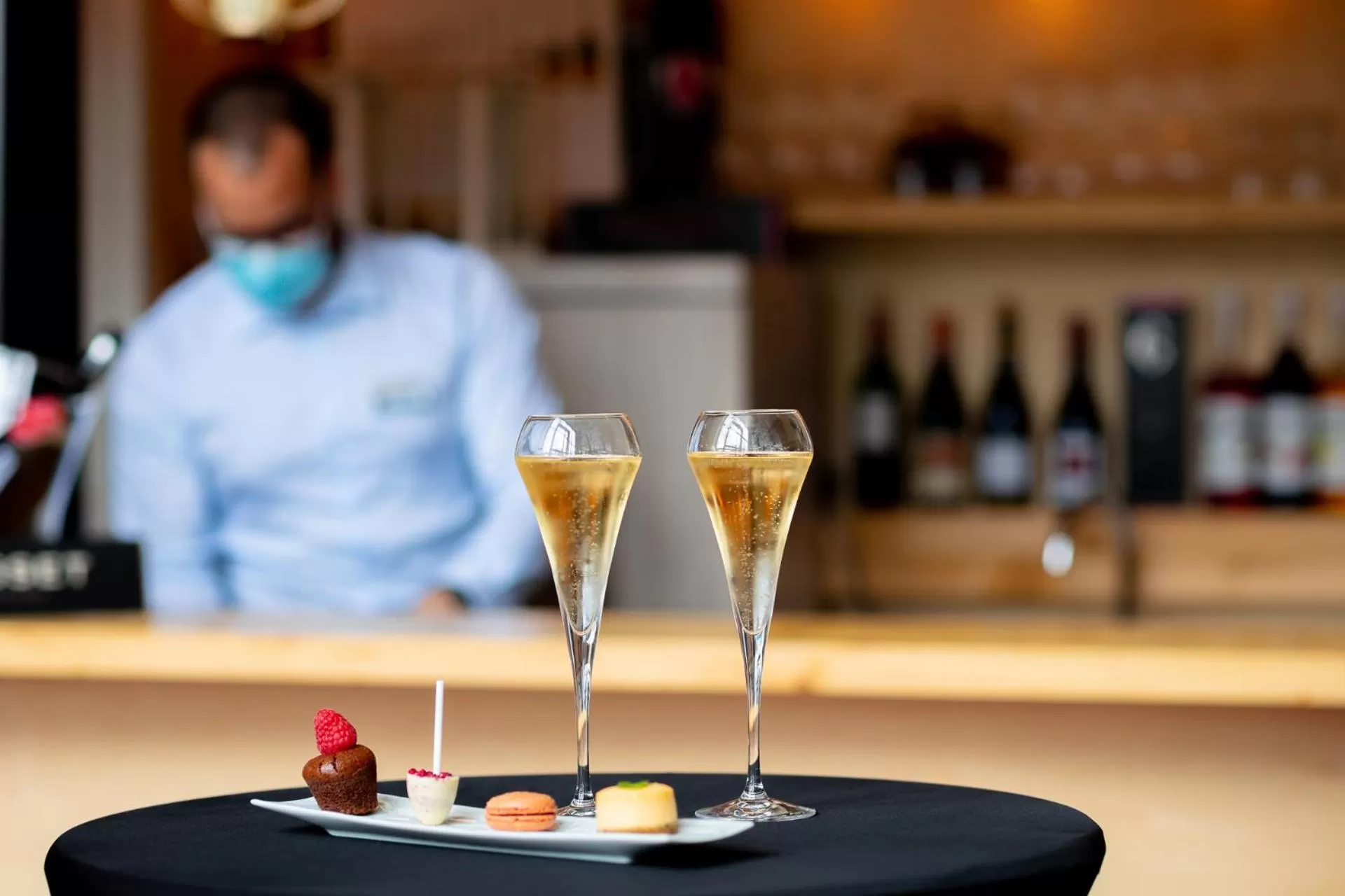 Lounge or bar in Mercure Reims Centre Cathédrale