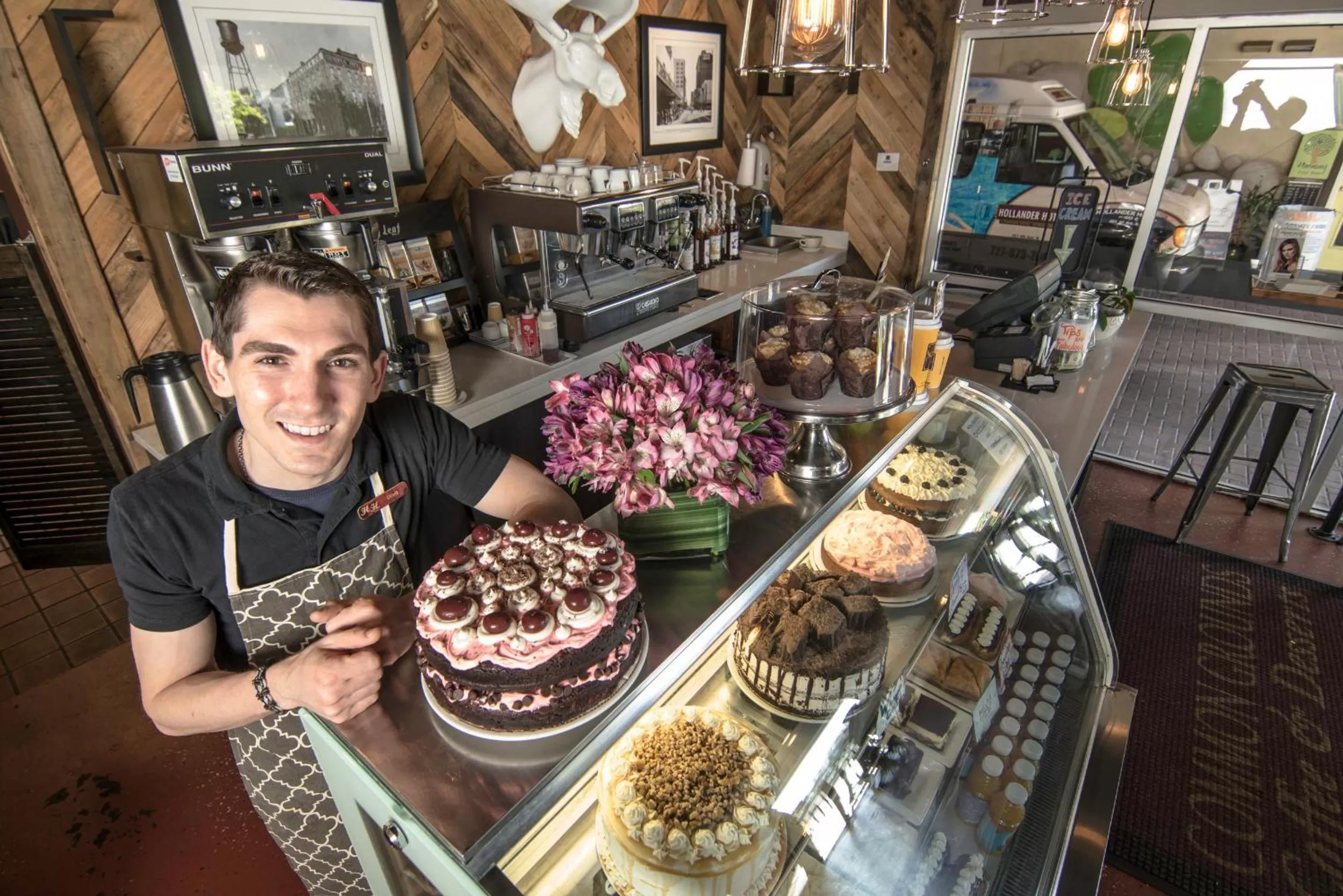 Hollander Hotel - Downtown St. Petersburg