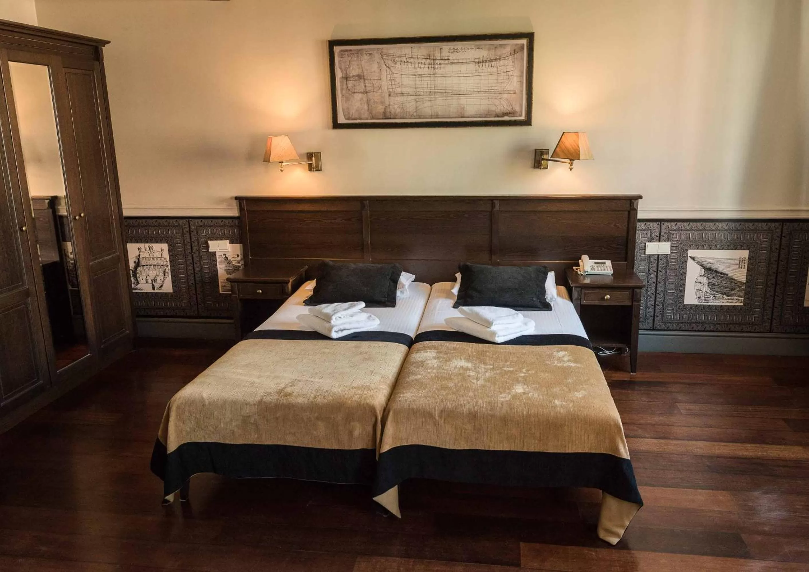 Bed in Hotel Holland House Old Town