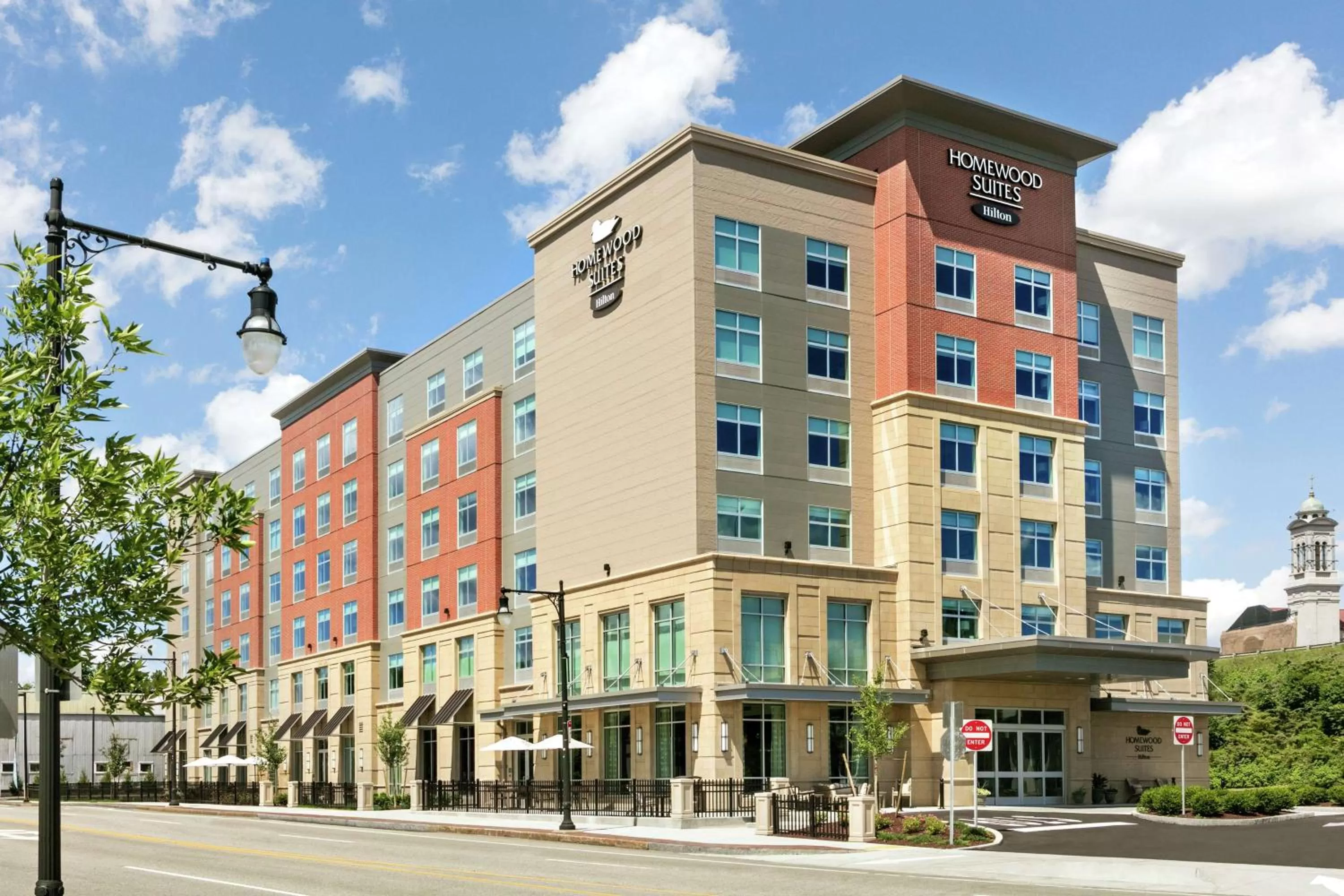 Property building in Homewood Suites By Hilton Worcester