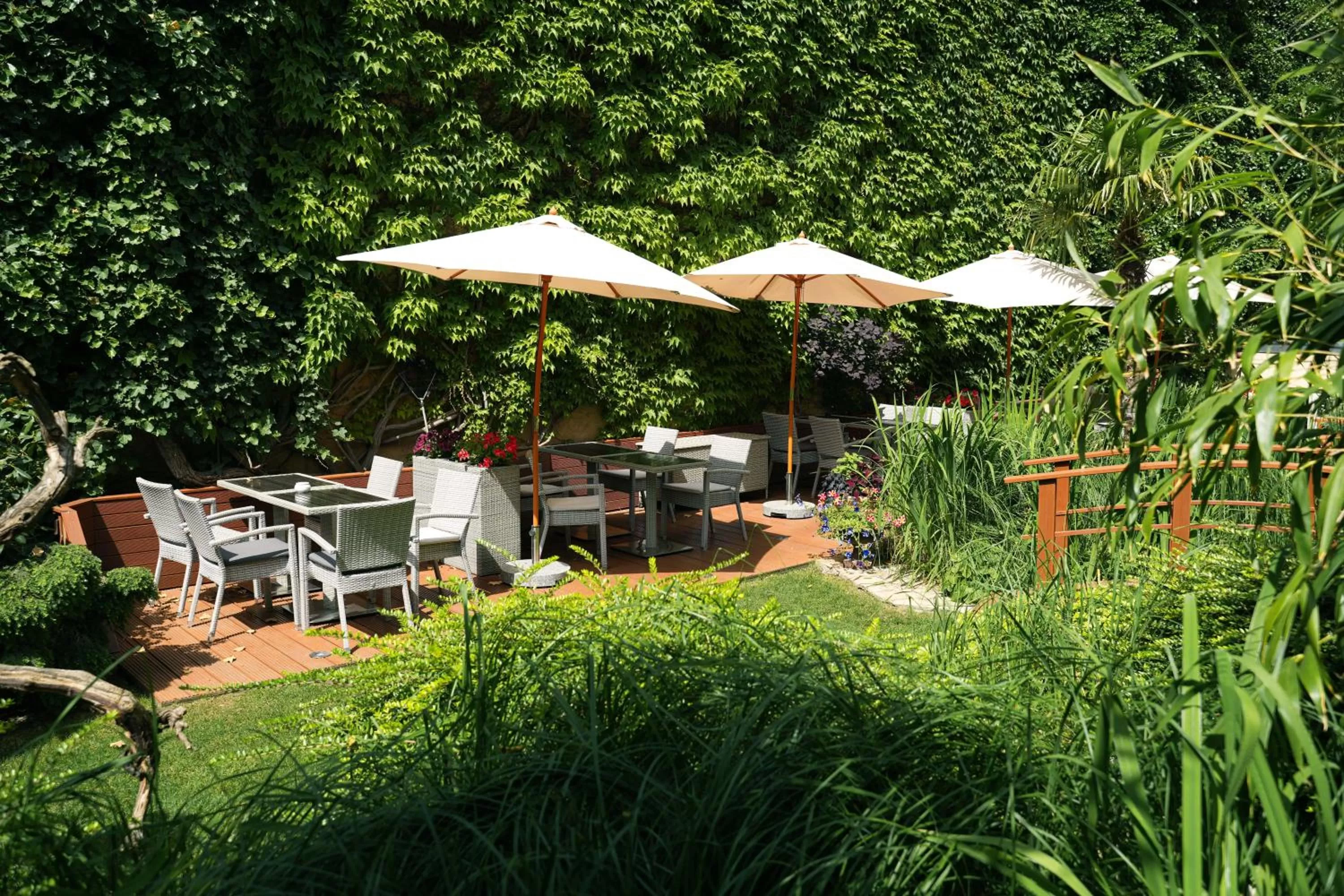 Garden view in THE GATE GARDEN Hotel