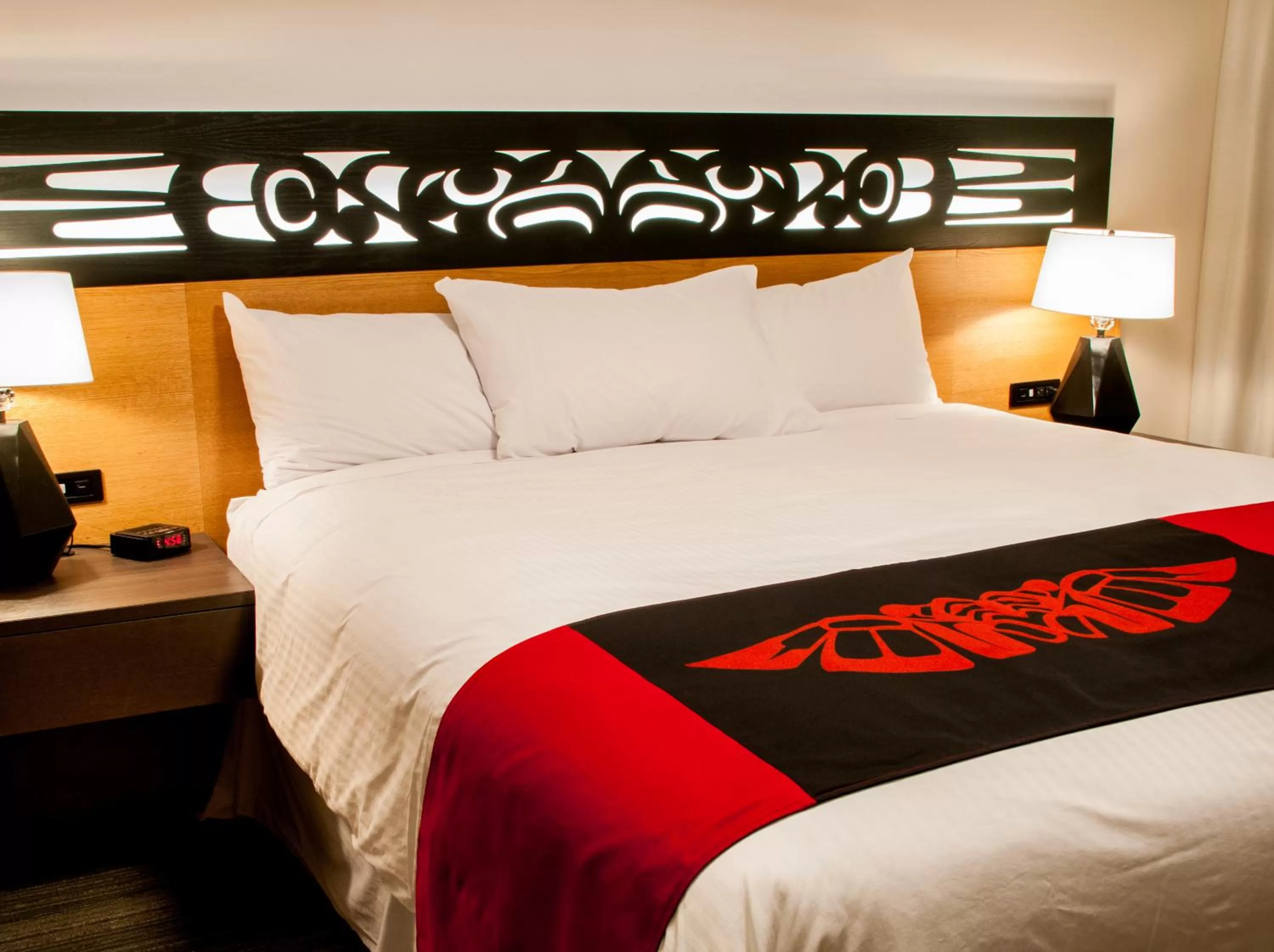 Photo of the whole room, Bed in Kwa'lilas Hotel