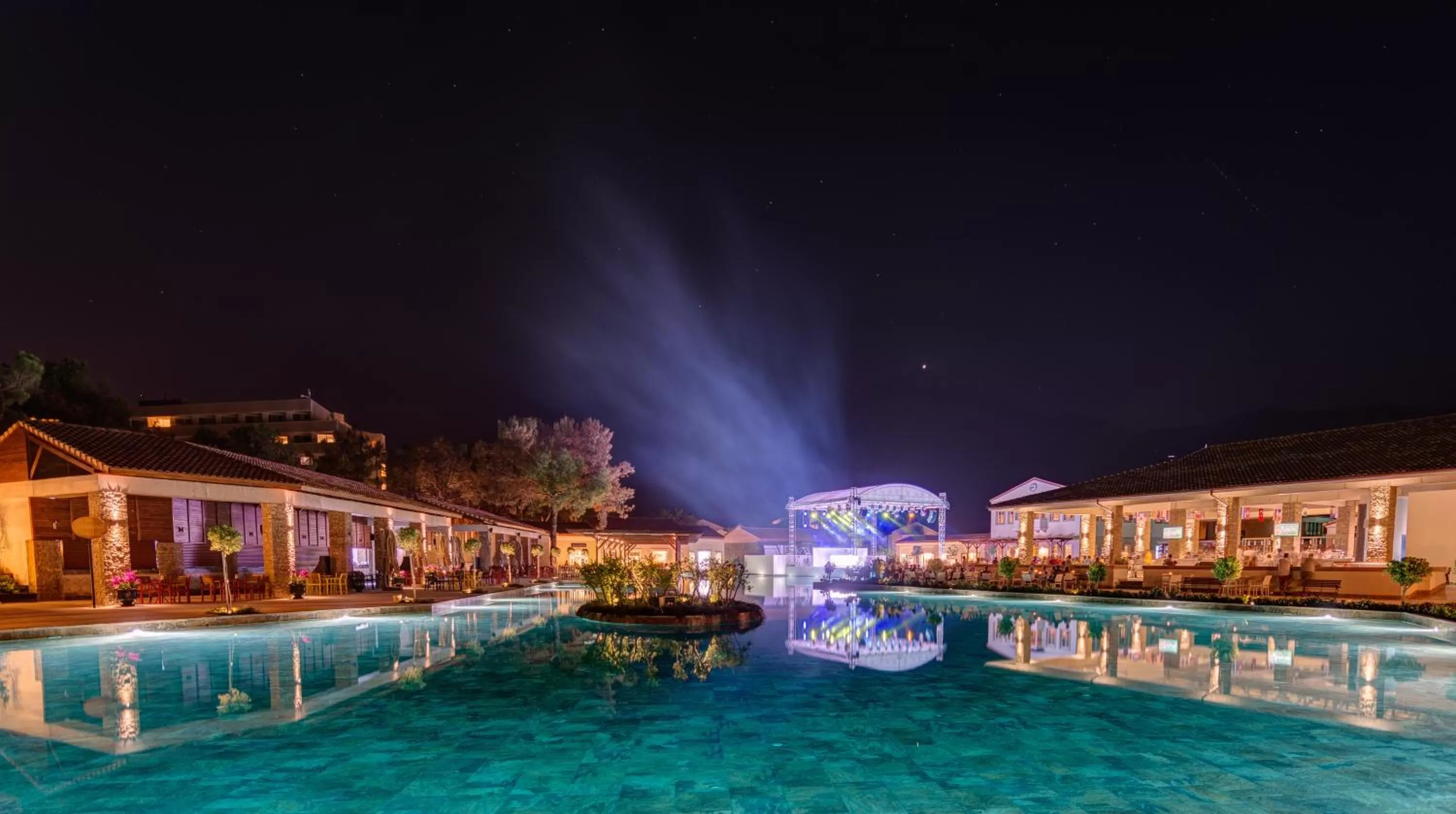 Night in Rixos Premium Tekirova - The Land of Legends Access