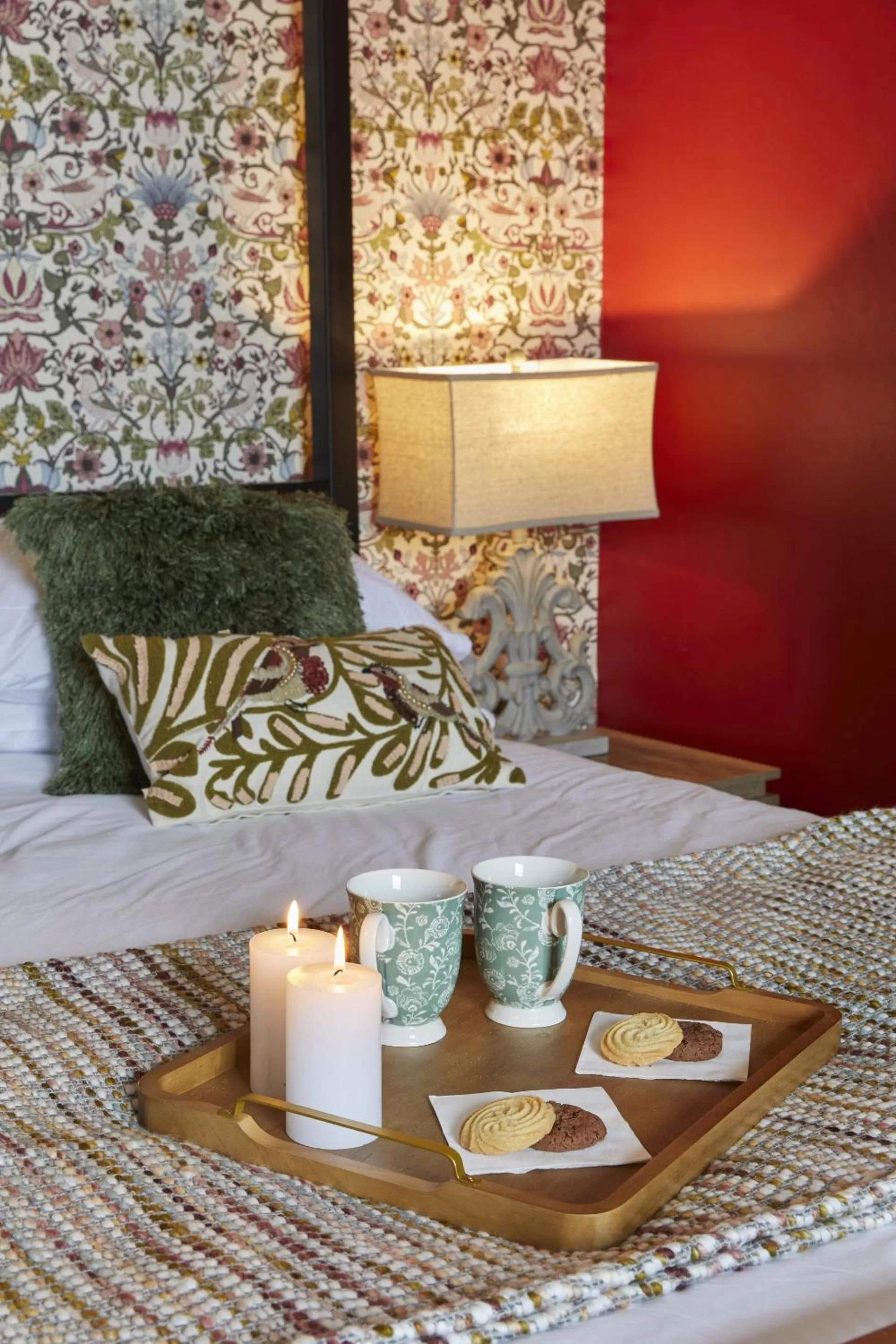 Bedroom, Bed in 81 Promenade Cheltenham