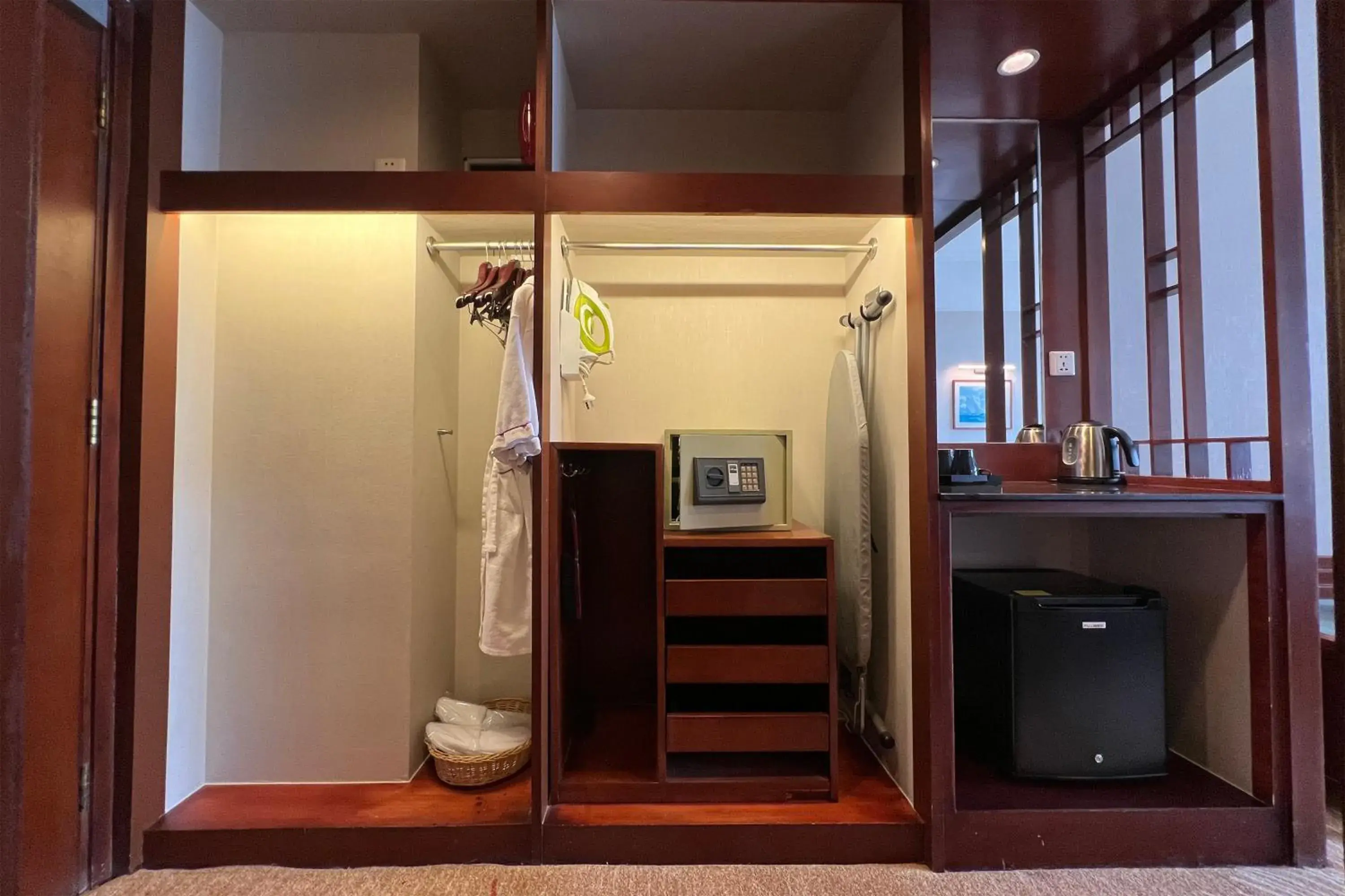 Superior Twin Room in Baolong Hotel Shanghai Superior Twin Room in Baolong Hotel Shanghai