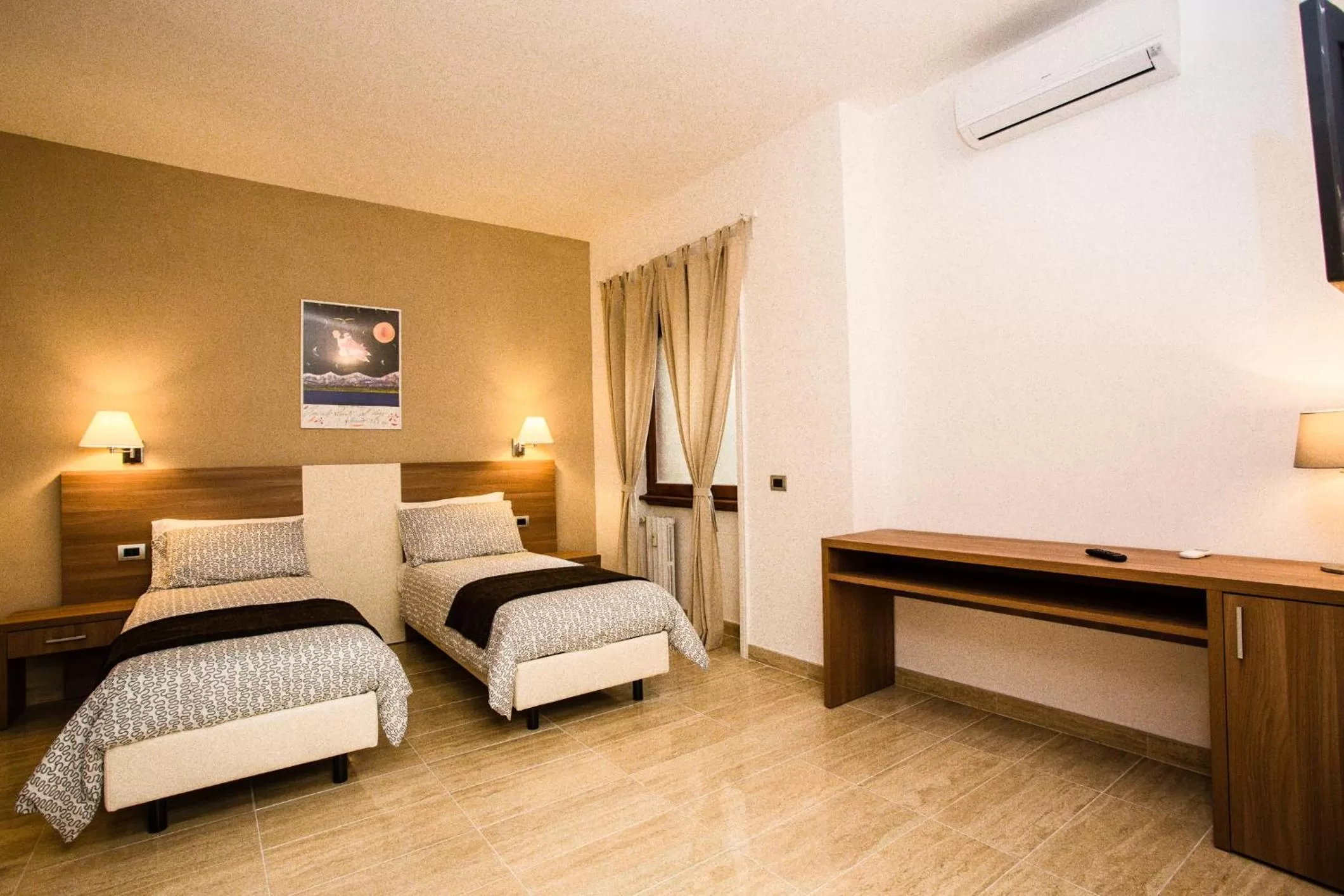 Bedroom, Bed in Trastevere's Friends