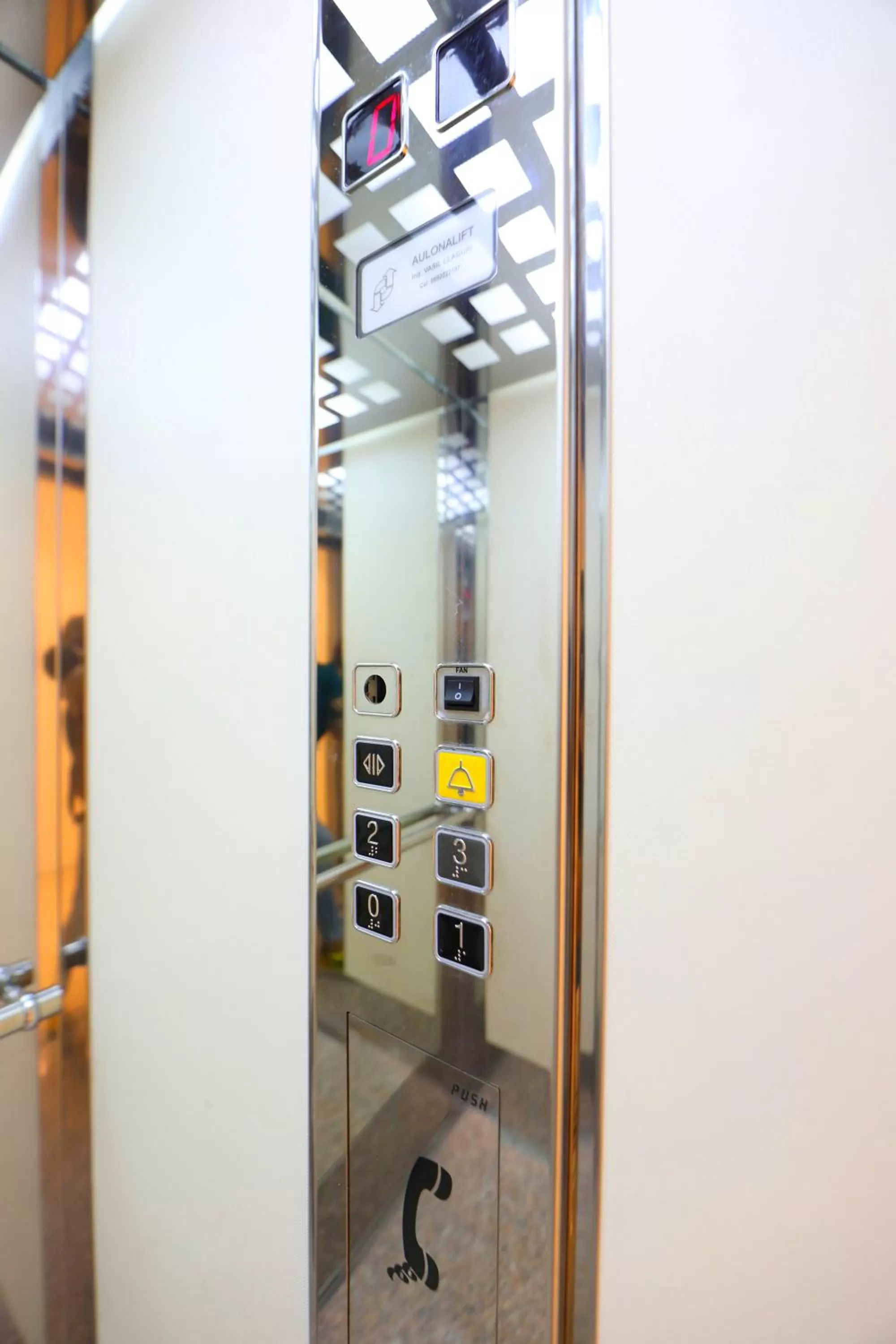 elevator in Maor Hotel