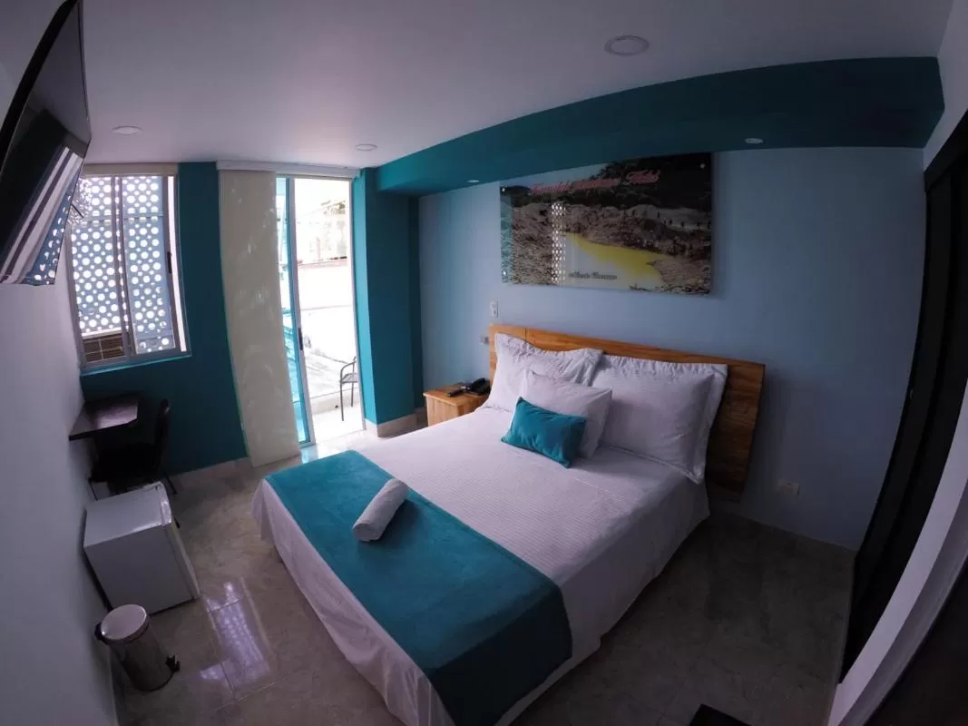 Kamaleb Farallones Hotel