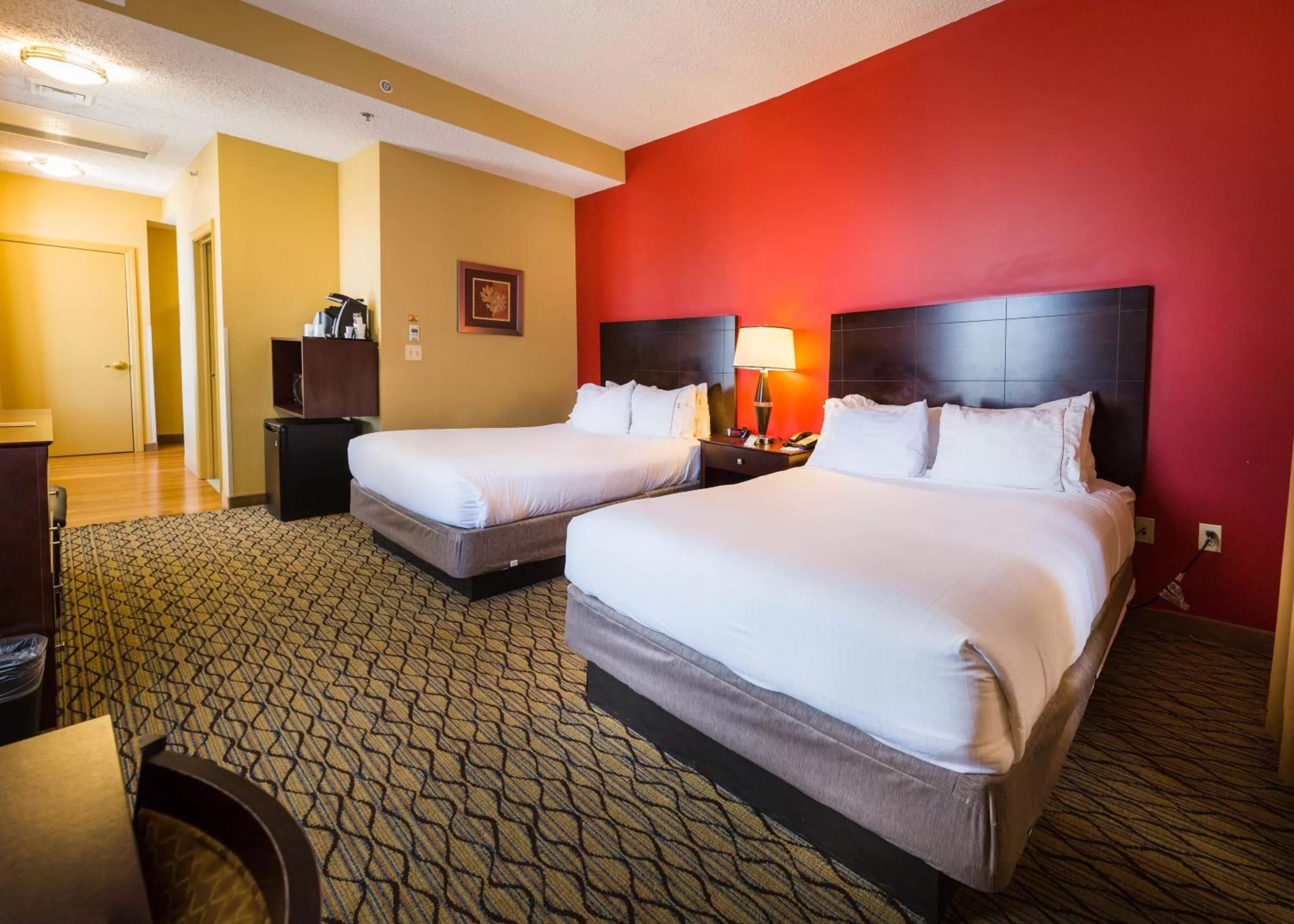 Photo of the whole room, Bed in Holiday Inn Express Baltimore-Downtown, an IHG Hotel