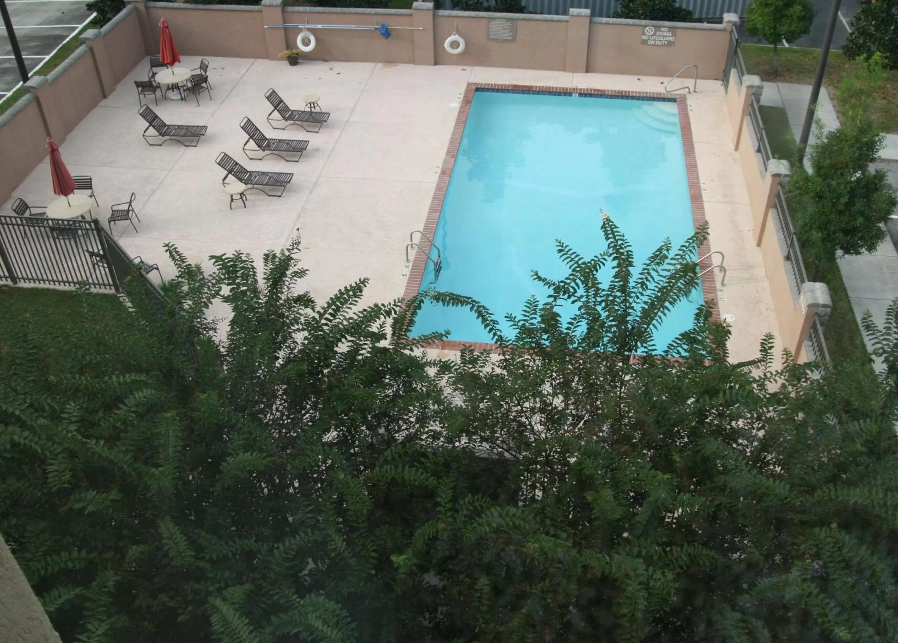 Pool view in Hampton Inn and Suites Lafayette