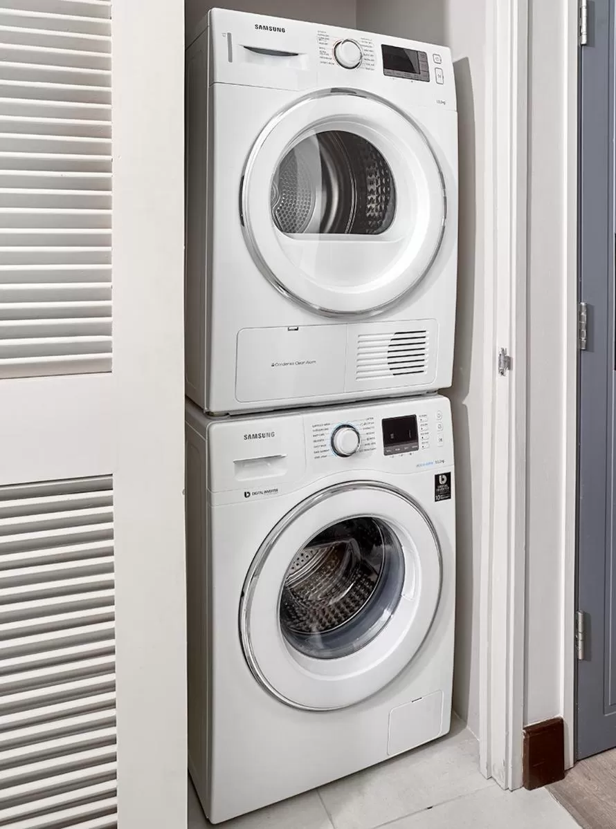 washing machine in R Hotel Kingston