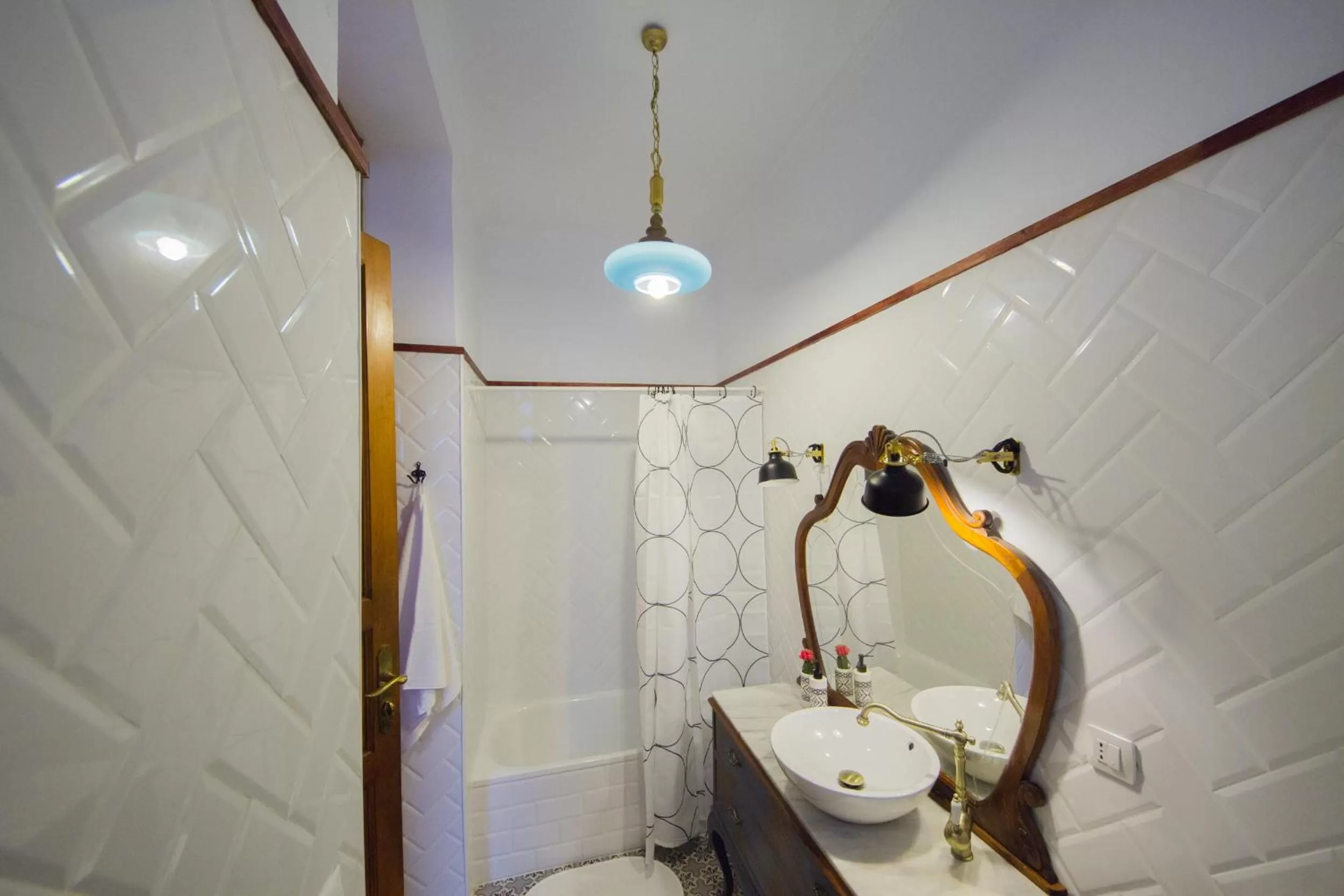 Bathroom in Aminta Home