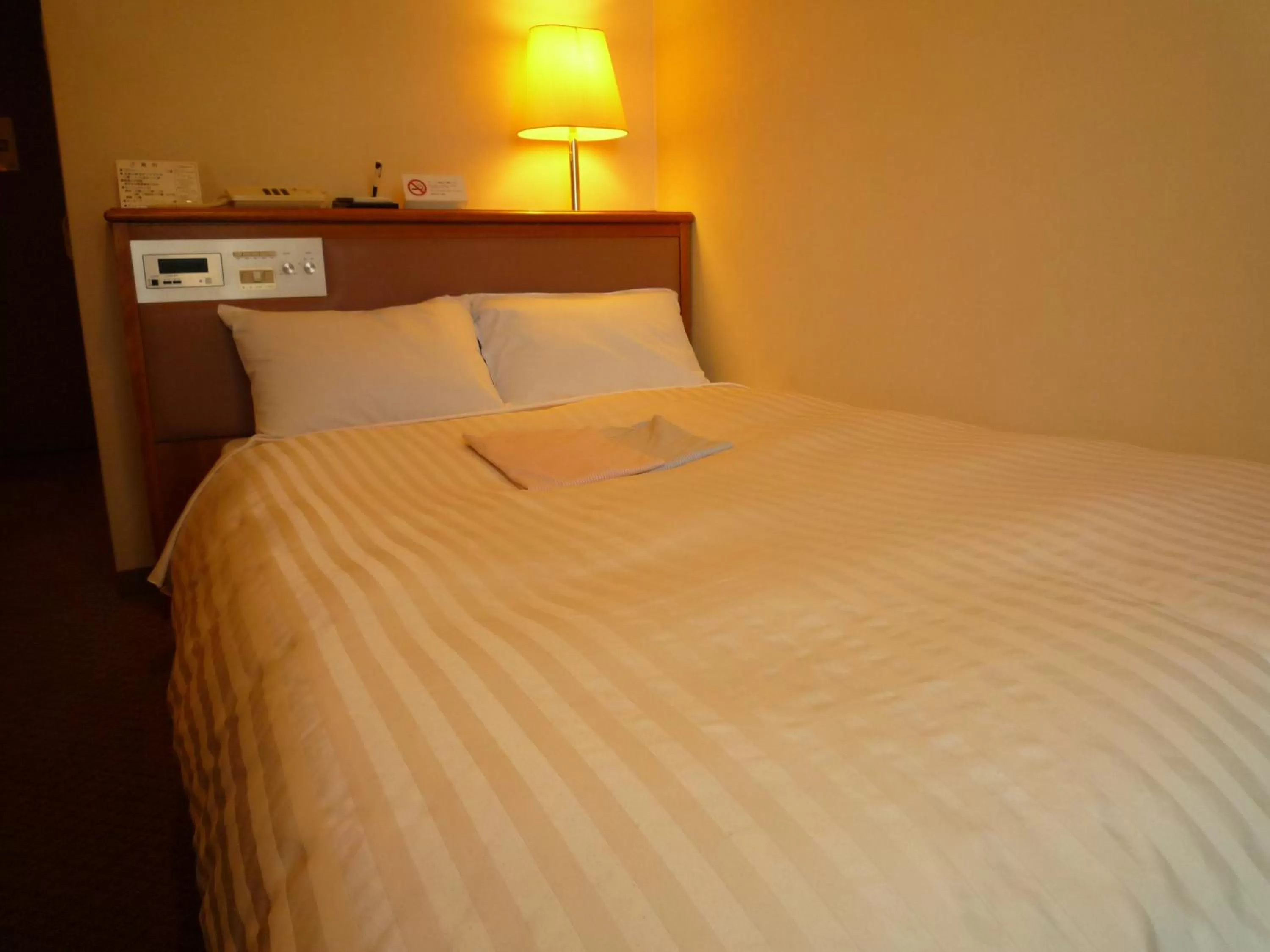 Photo of the whole room, Bed in Hotel Crown Hills Koriyama