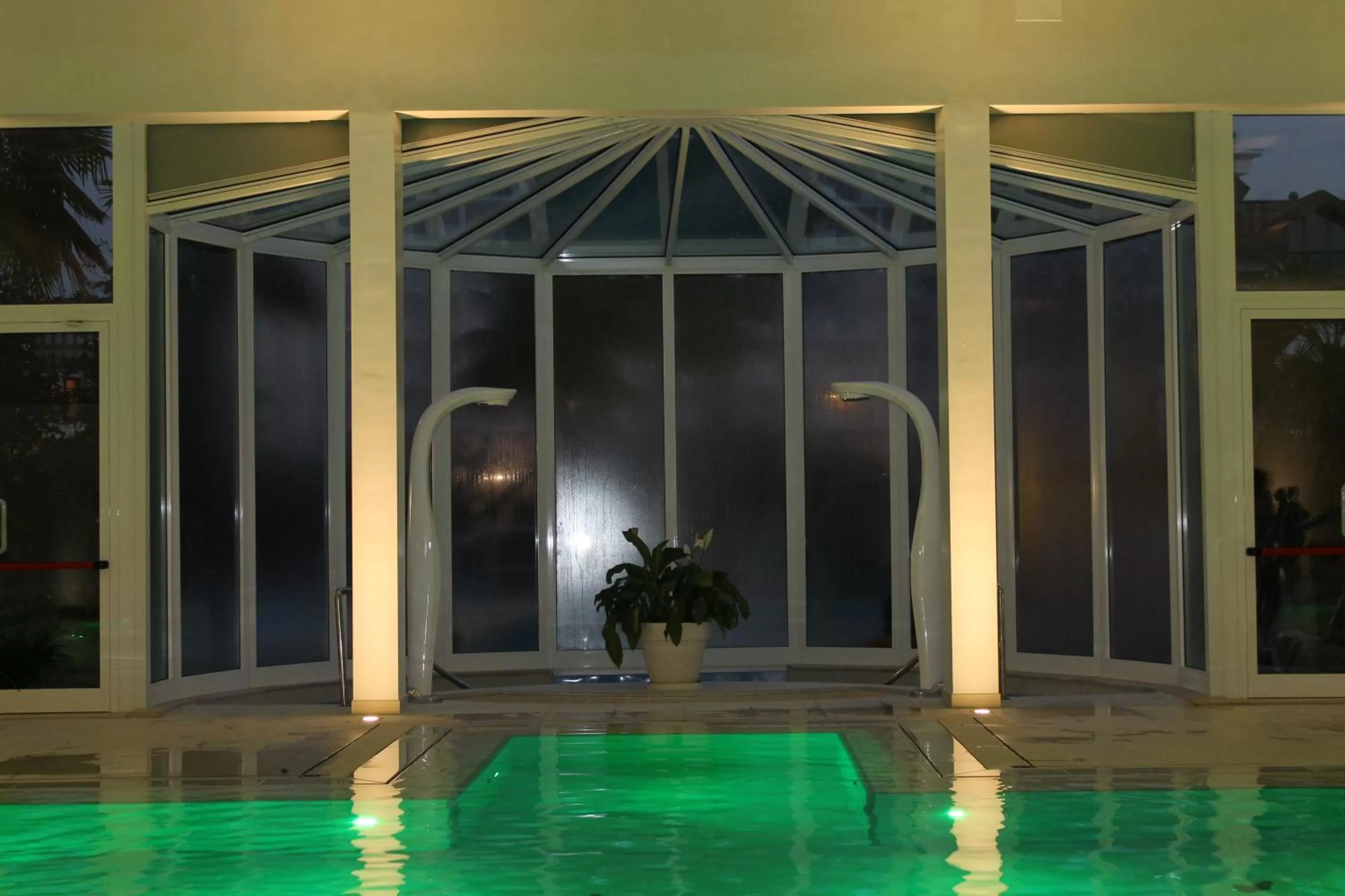 Swimming pool in Hotel Universal Terme